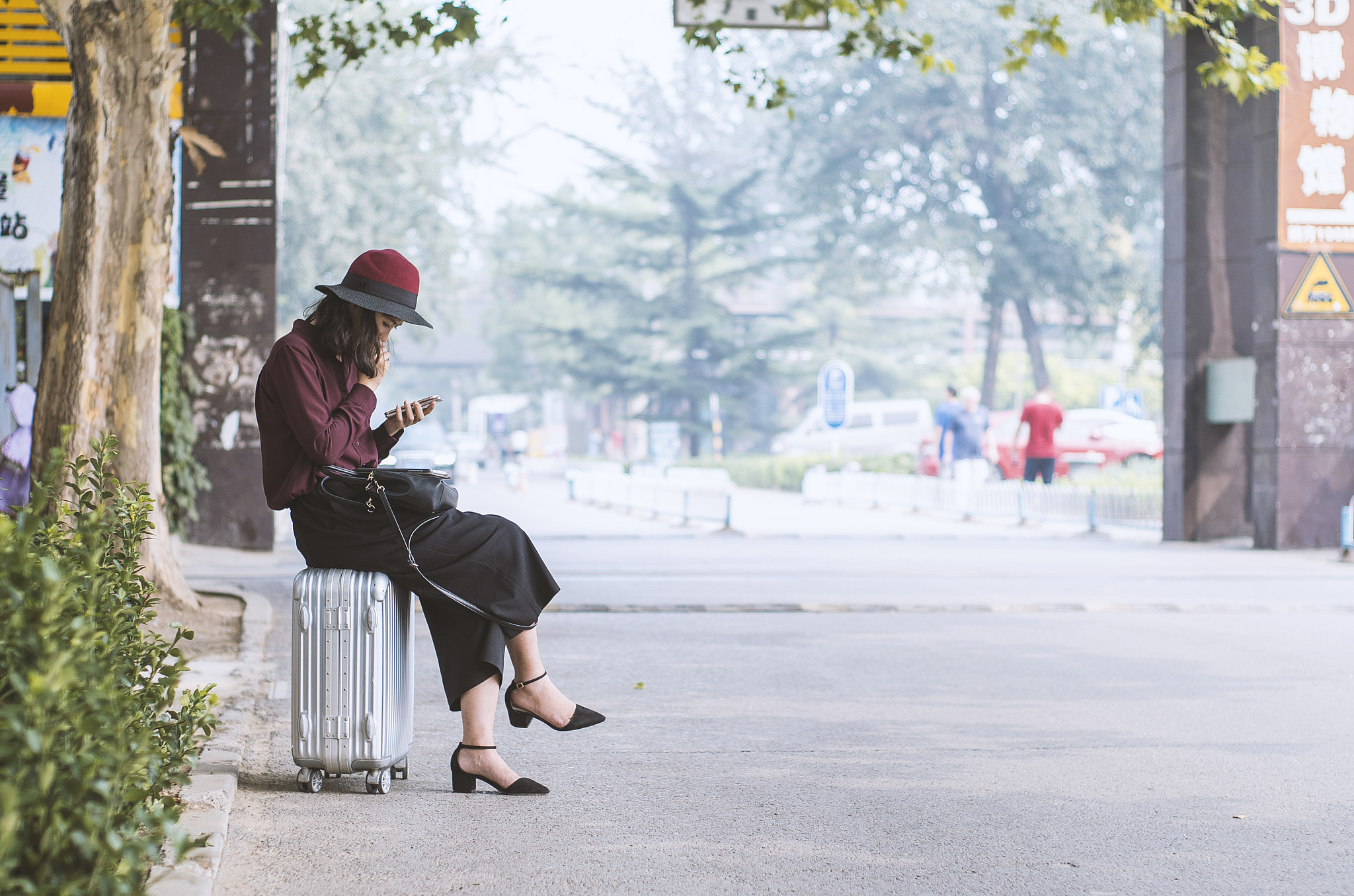 smc PENTAX-F 50mm F1.7 sample photo. Waiting.jpg photography