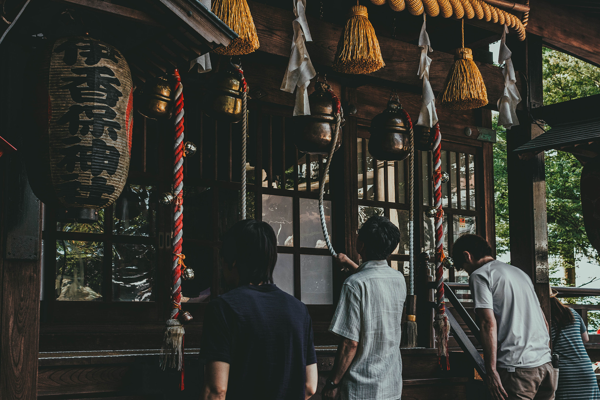 Canon EF 28mm F1.8 USM sample photo. Japanese prayer - ikaho shrine photography