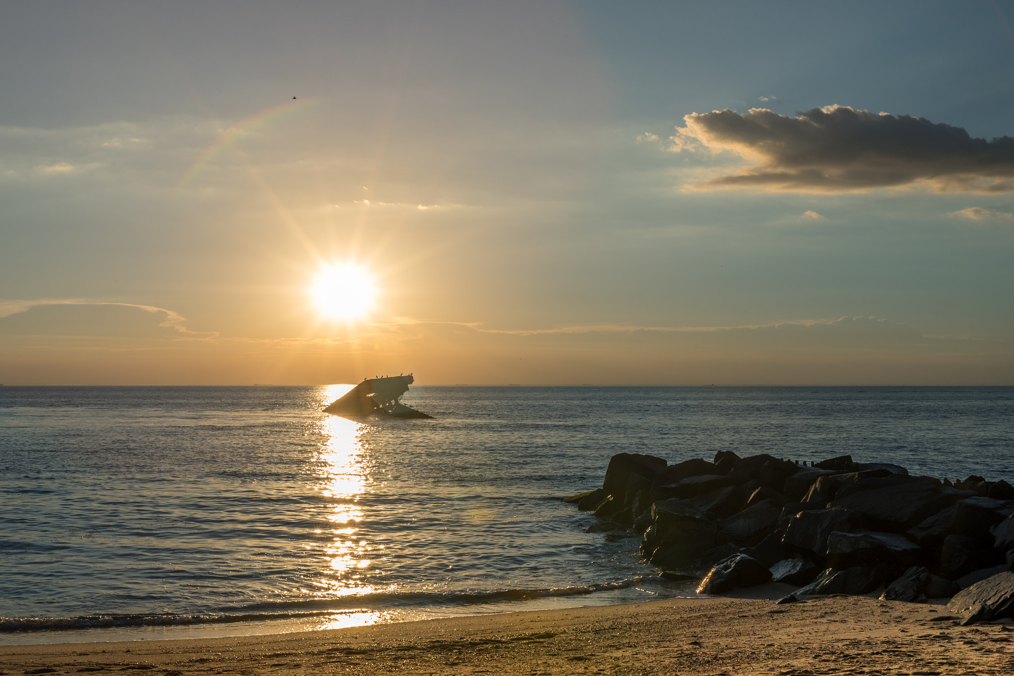 AF Zoom-Nikkor 35-105mm f/3.5-4.5D sample photo. Sunset beach sundown photography