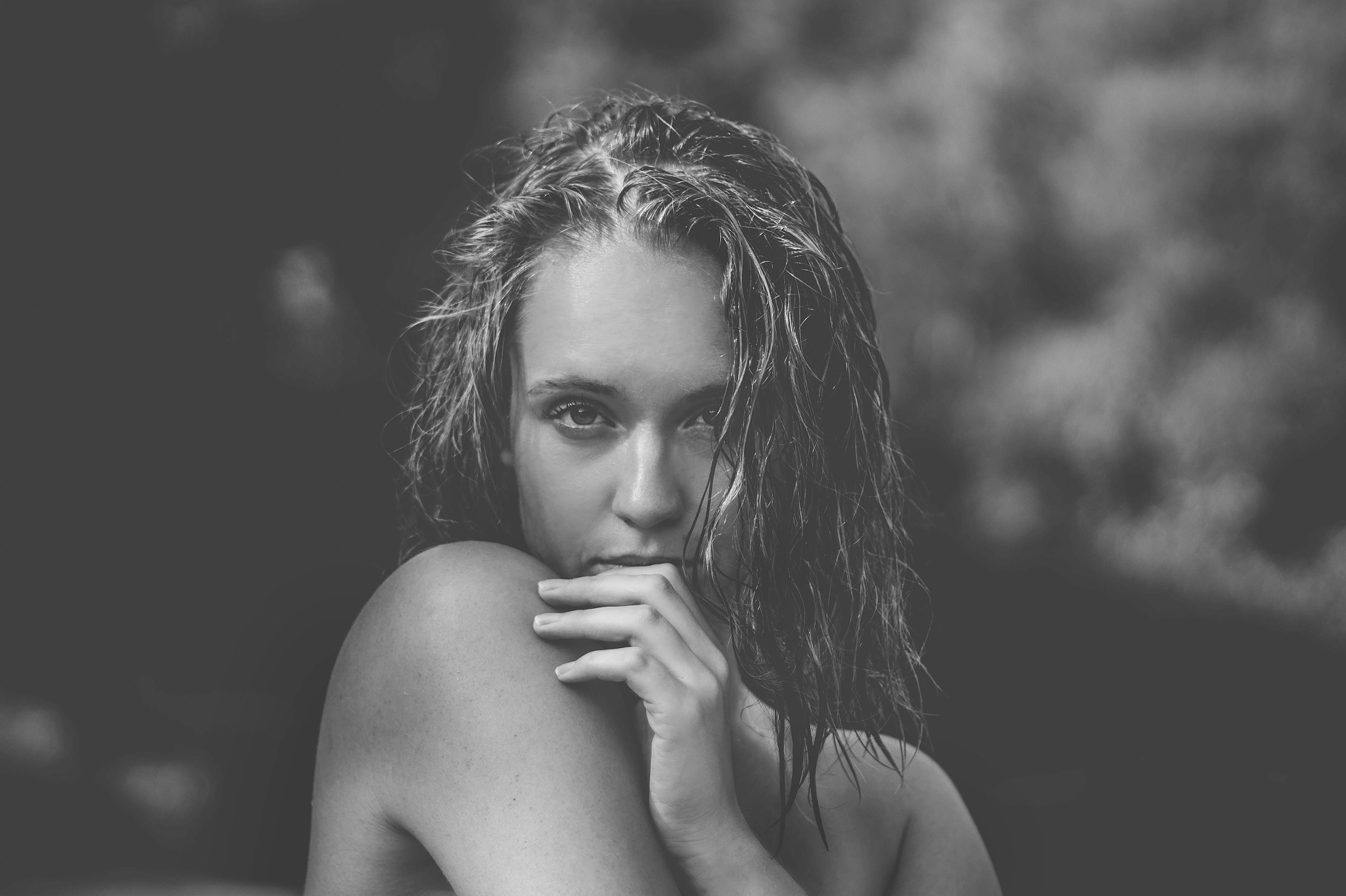 Canon EOS 100D (EOS Rebel SL1 / EOS Kiss X7) + Canon EF 50mm F1.4 USM sample photo. Storms in her eyes. photography