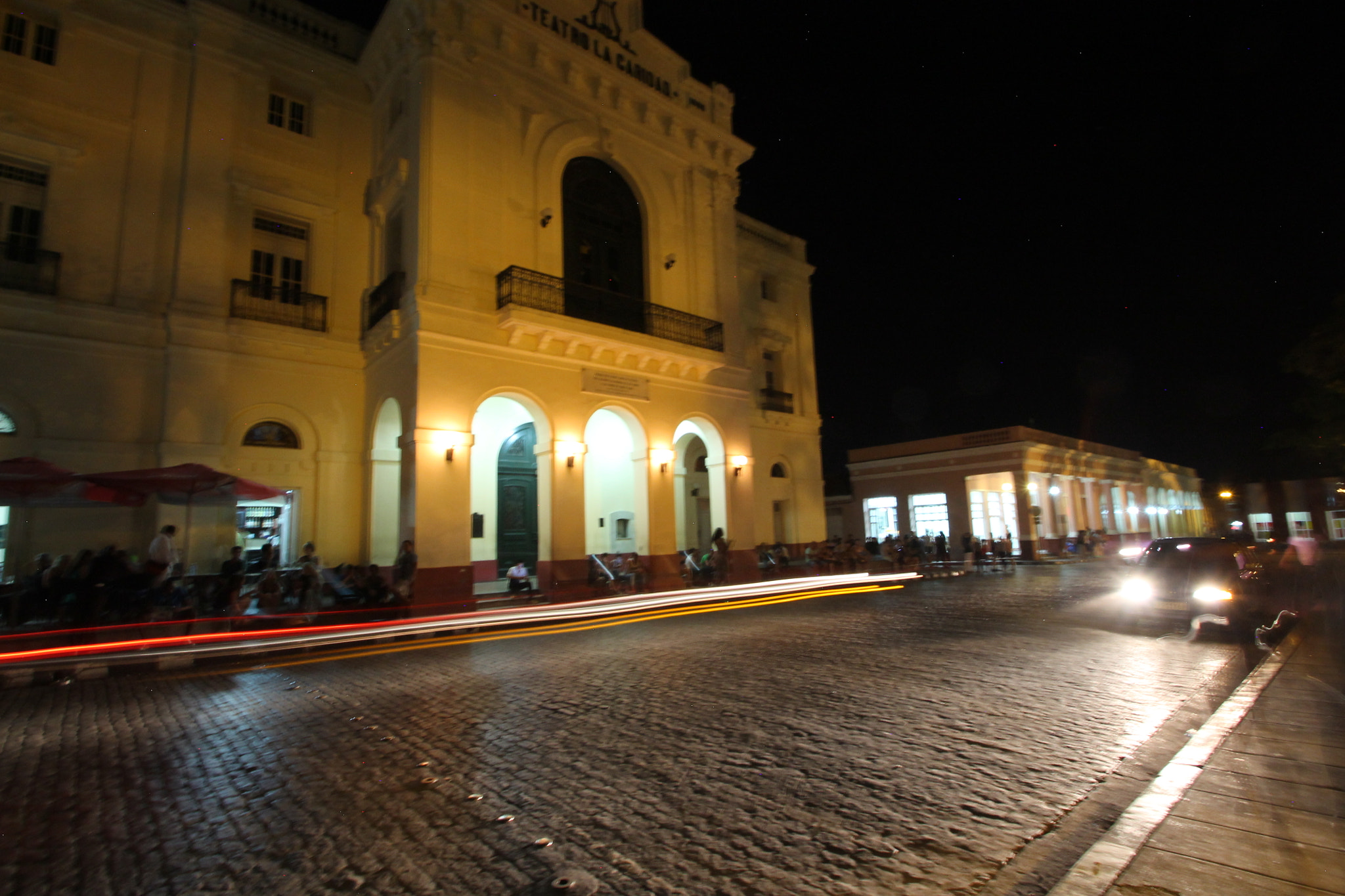 Sigma 10-20mm F3.5 EX DC HSM sample photo. Taillights in front of la caridad thater, santa clara photography