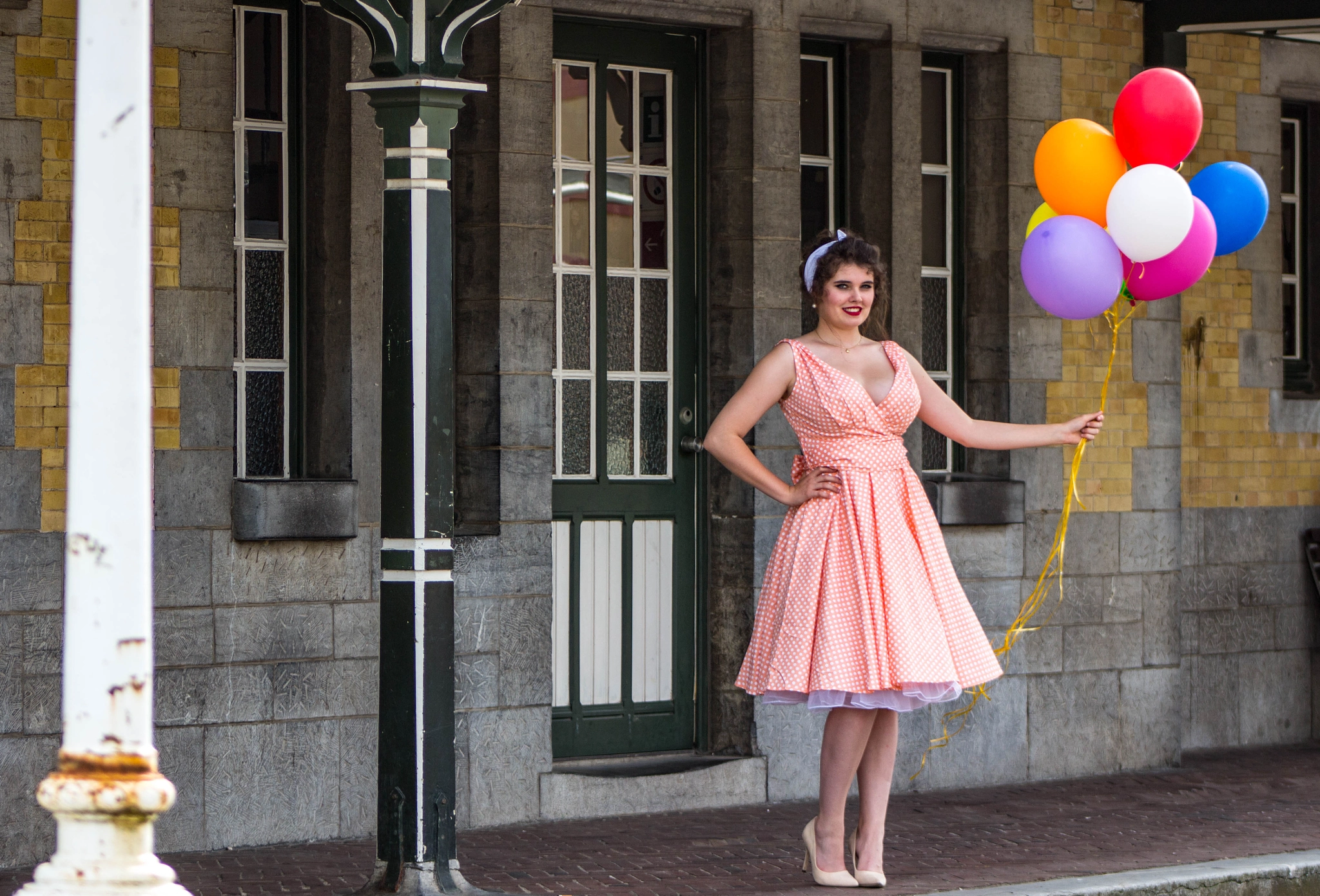 Canon EF 75-300mm f/4-5.6 USM sample photo. ... me and my balloons ... photography