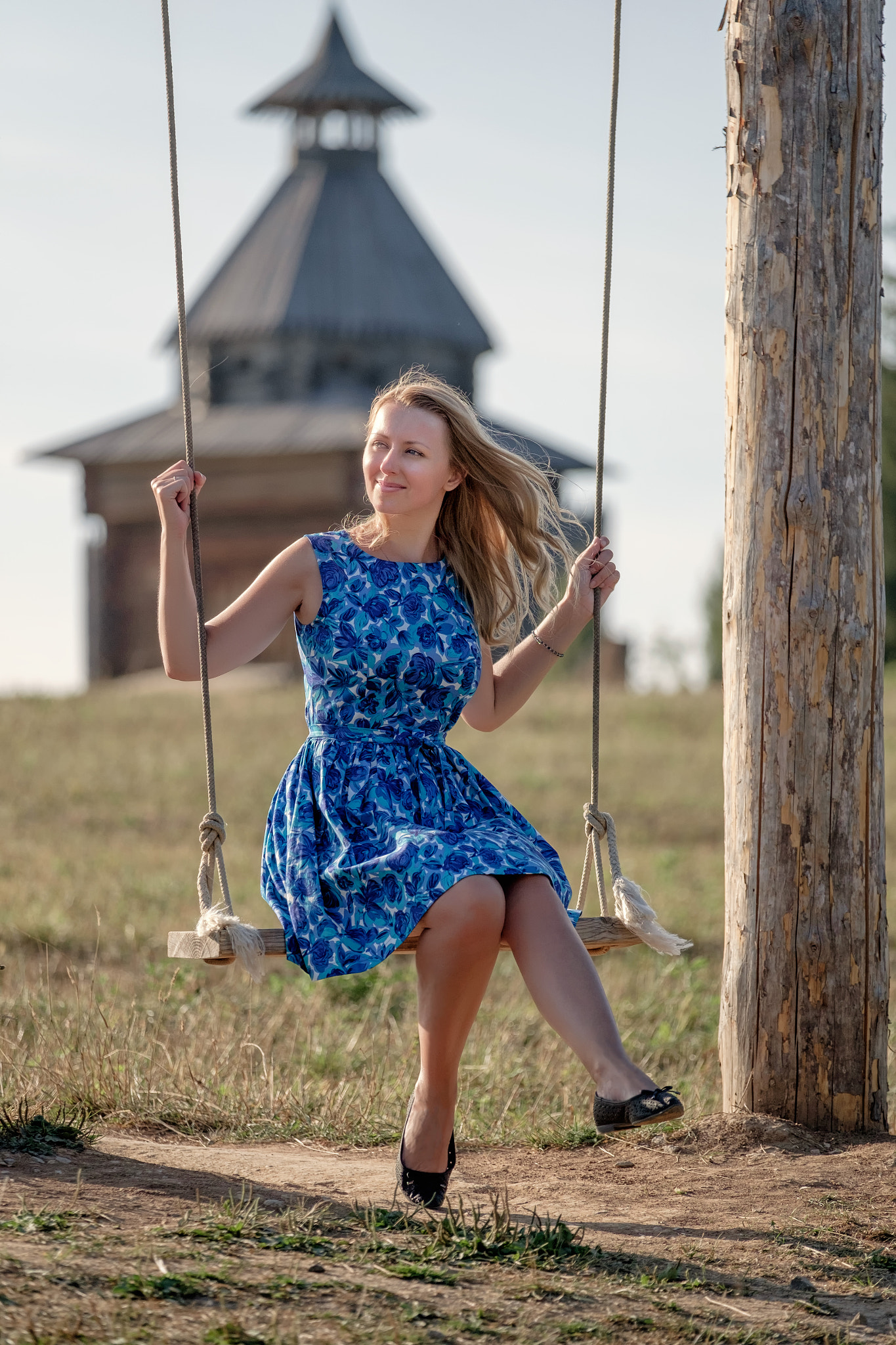 Fujifilm X-T10 + Fujifilm XF 50-140mm F2.8 R LM OIS WR sample photo. Summer swing photography