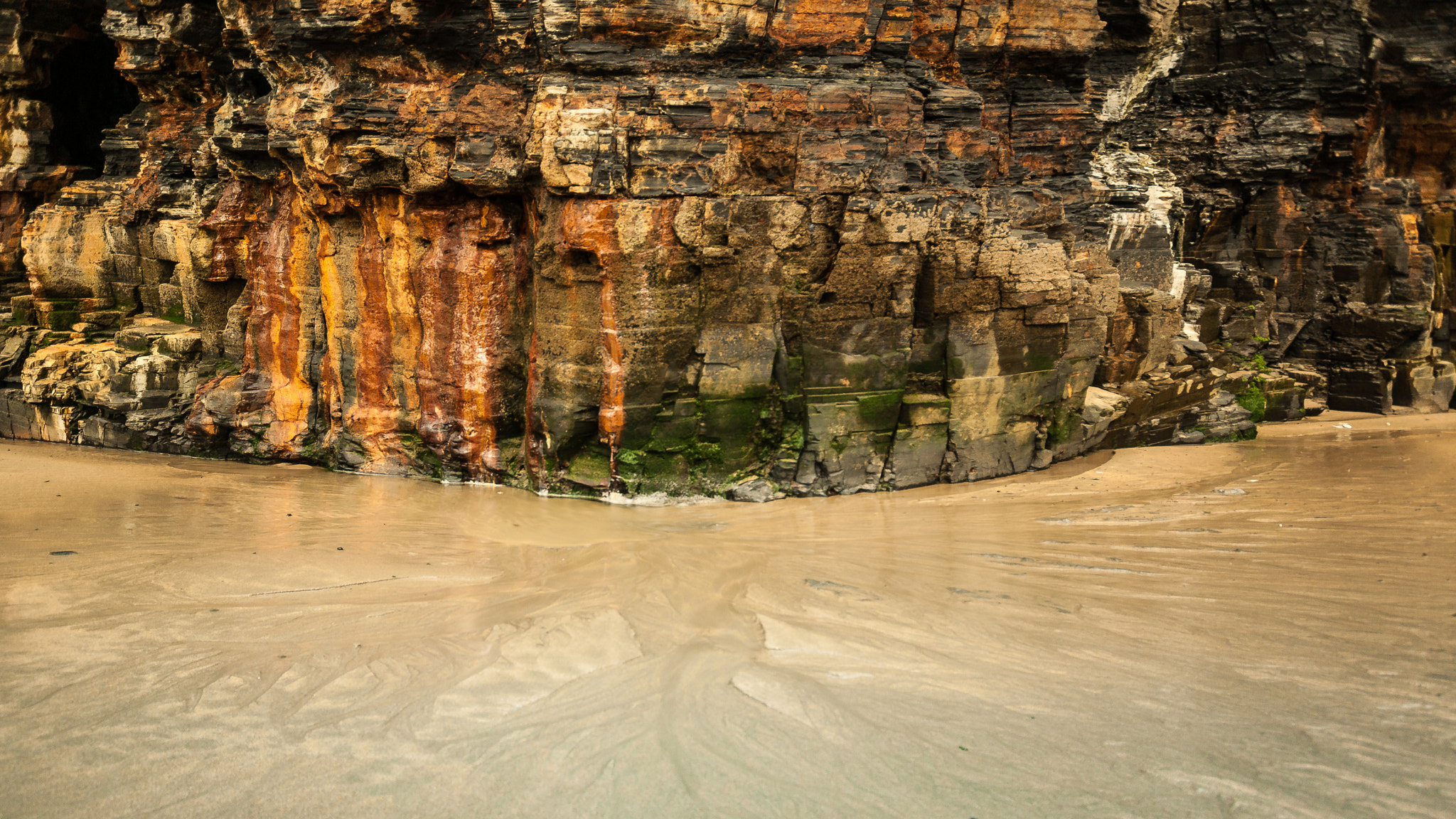 Pentax K10D sample photo. Colourful cliffs photography
