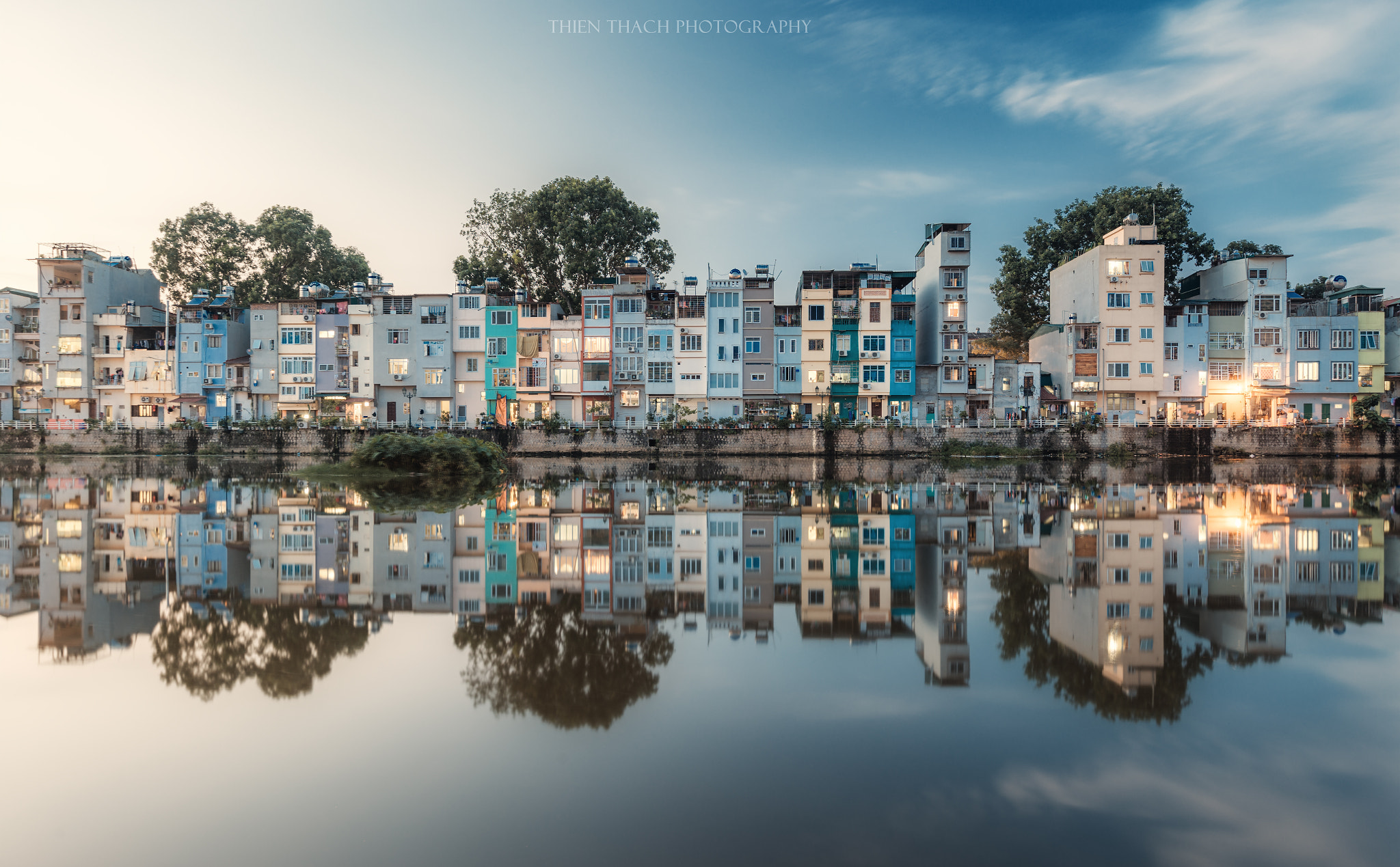 Canon EOS 6D + Canon EF 11-24mm F4L USM sample photo. A lake and typical houses in hanoi, vietnam photography