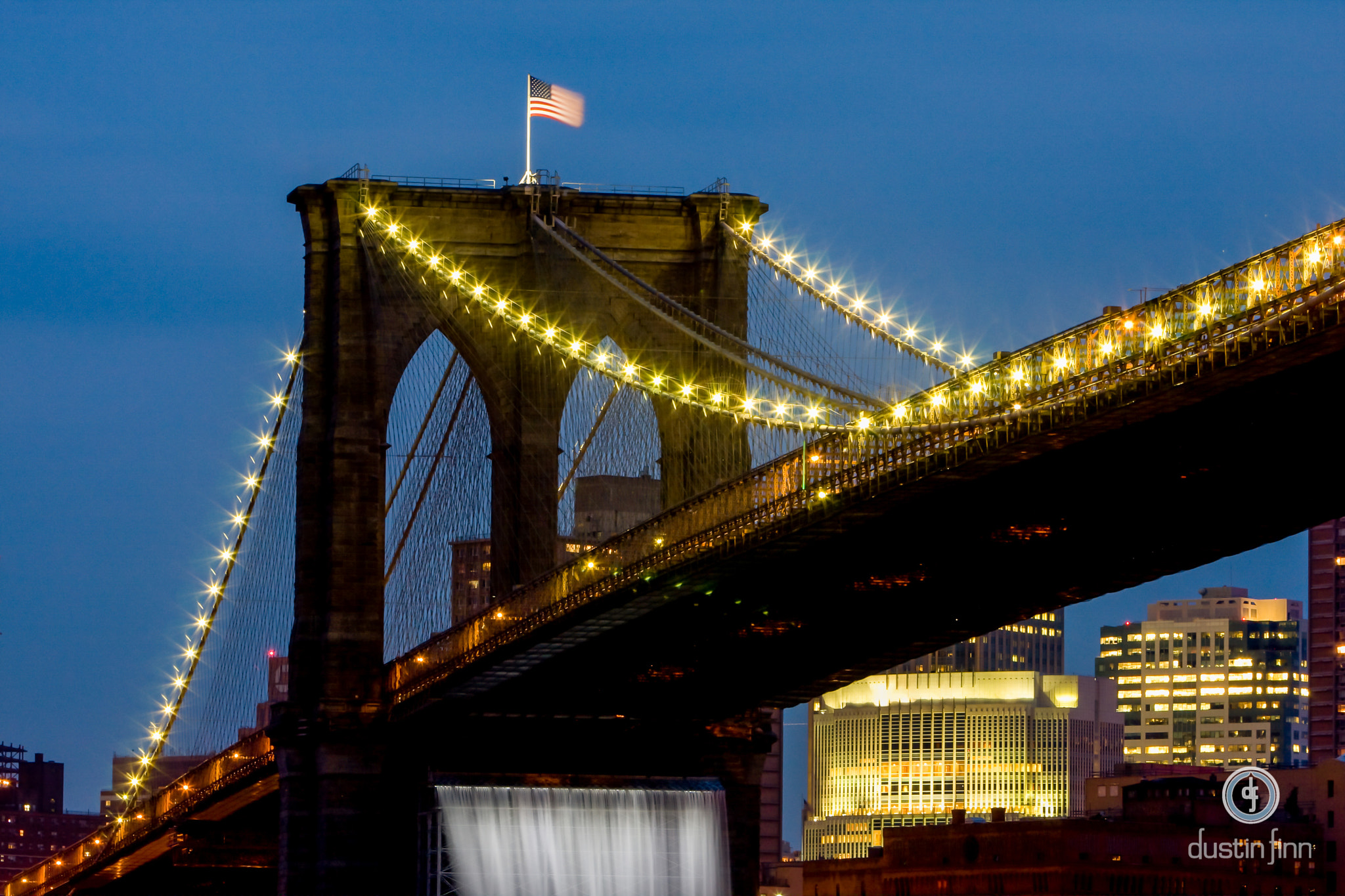 Canon EF 70-200mm F2.8L IS USM sample photo. Waterfall brooklyn bridge photography