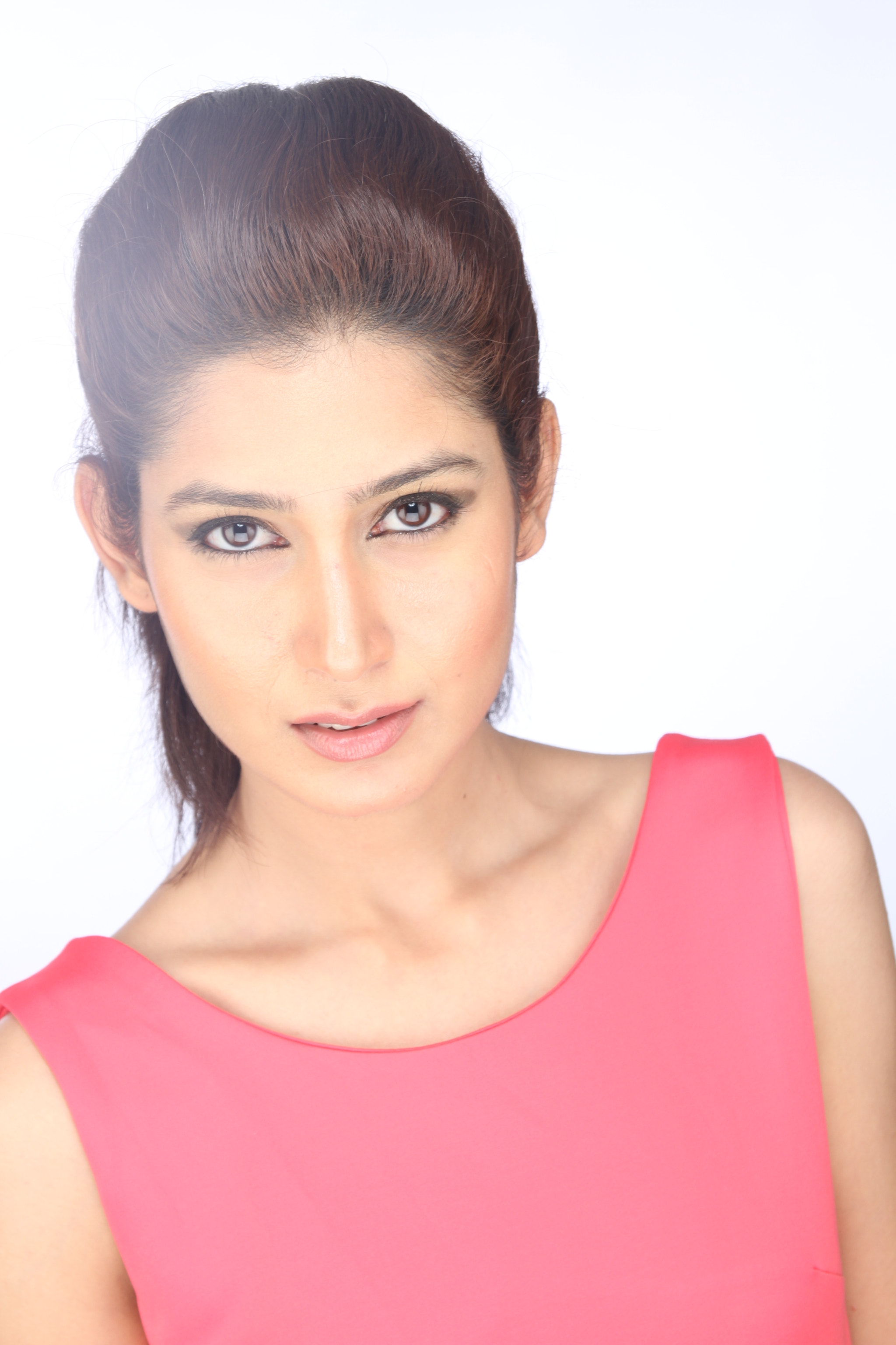 Canon EF 24-85mm F3.5-4.5 USM sample photo. Eyes photography