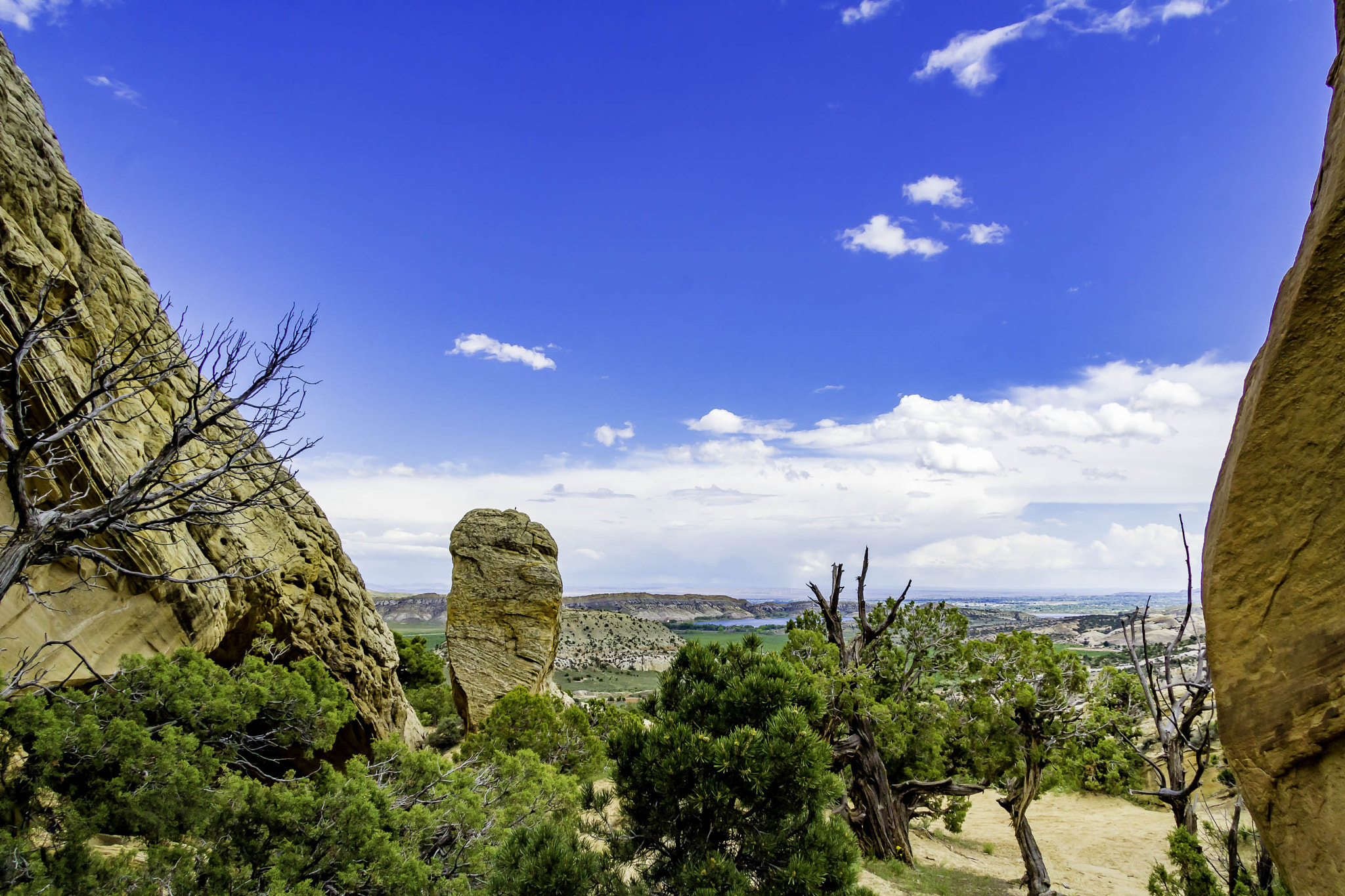 Canon EF-S 17-85mm F4-5.6 IS USM sample photo. The view from the arch photography