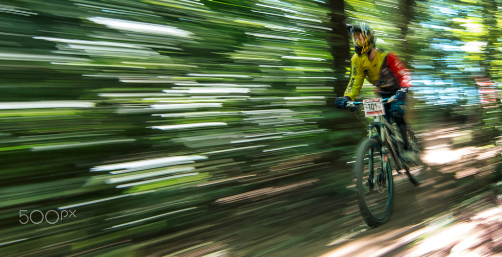 Tokina AT-X Pro 12-24mm F4 (IF) DX sample photo. Downhill photography