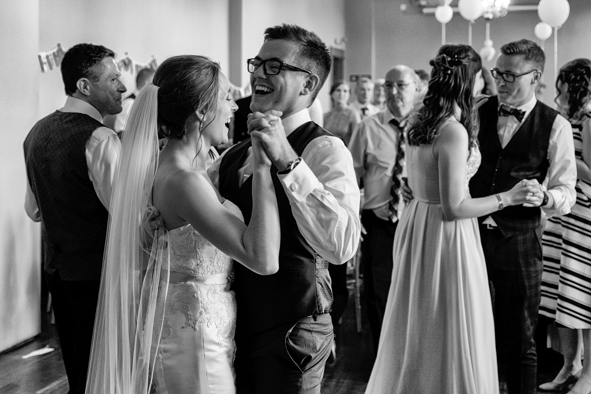 Fujifilm X-T10 + Fujifilm XF 16-55mm F2.8 R LM WR sample photo. First dance photography