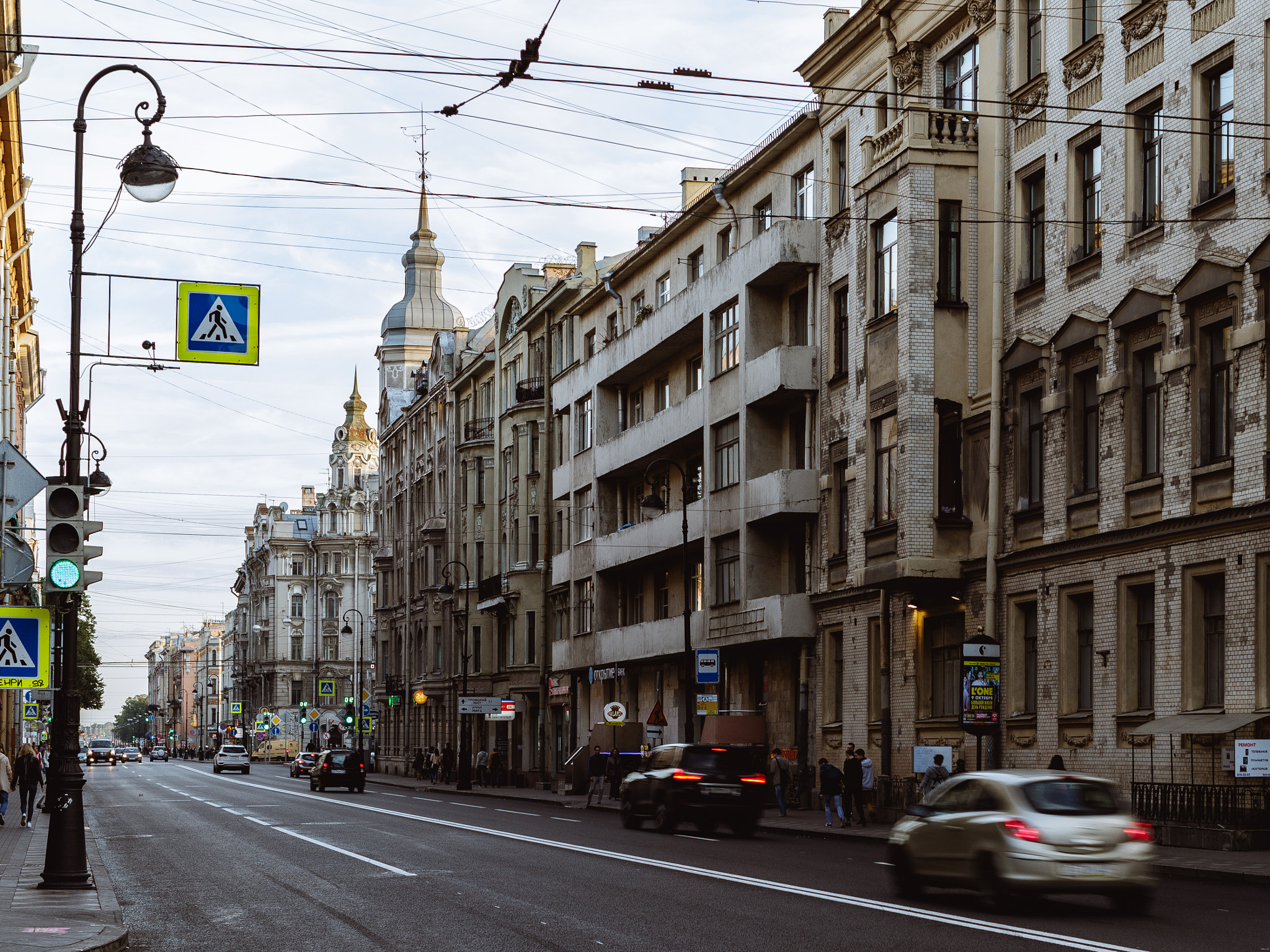 Canon EF 35mm F2 IS USM sample photo. Perspective of styles photography