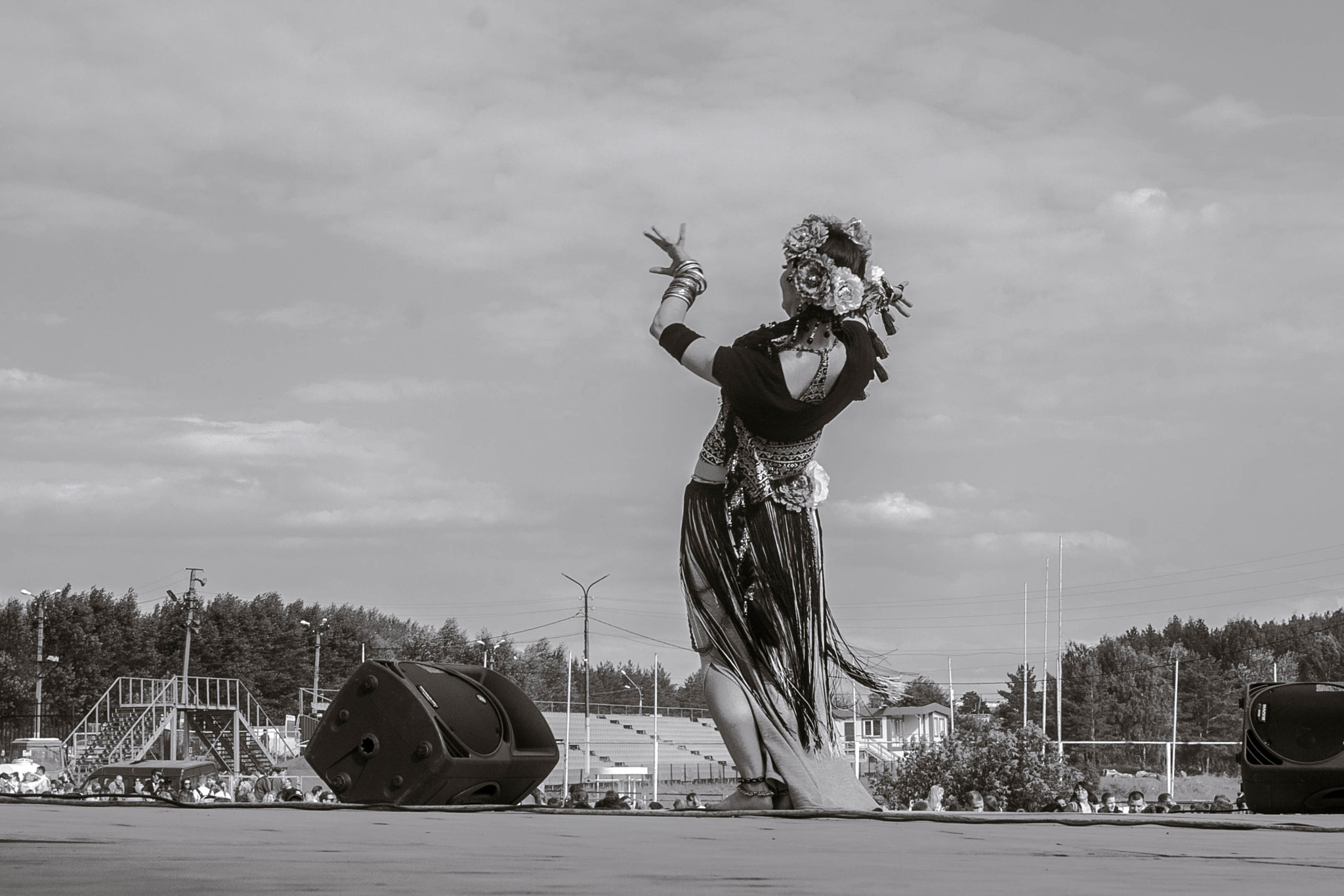 Canon EF 35-80mm f/4-5.6 sample photo. Dancing girl photography