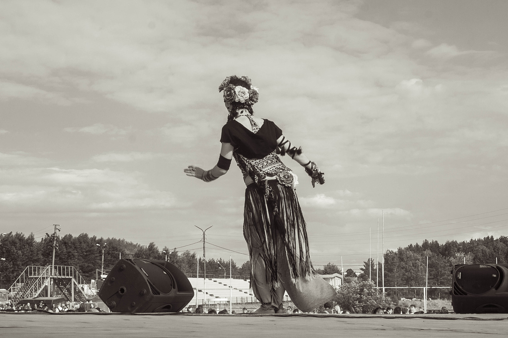 Canon EF 35-80mm f/4-5.6 sample photo. Dancing girl photography