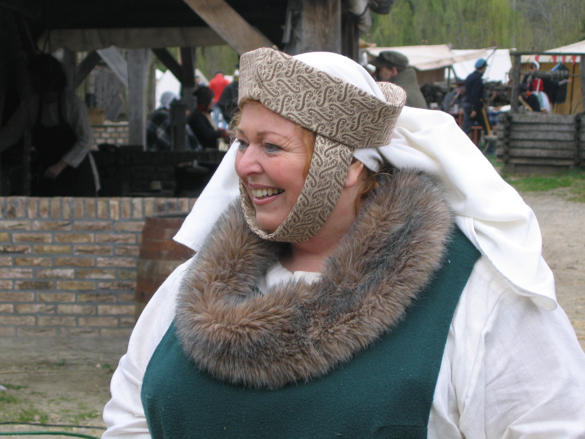 Canon POWERSHOT A95 sample photo. Smiling lady in open air museum eindhoven photography