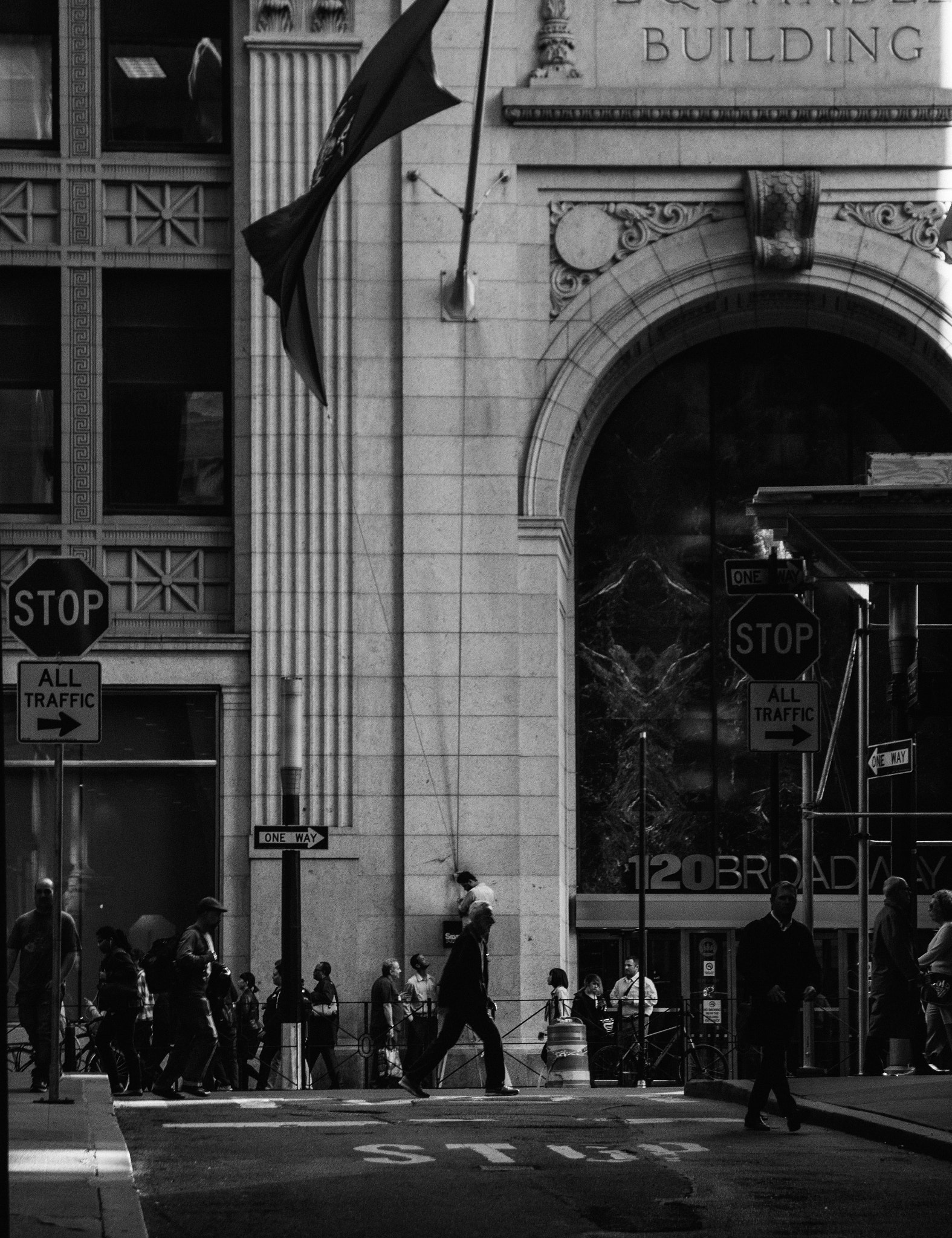 Samsung NX 18-200mm F3.5-6.3 ED OIS sample photo. Downtown life in black & white photography