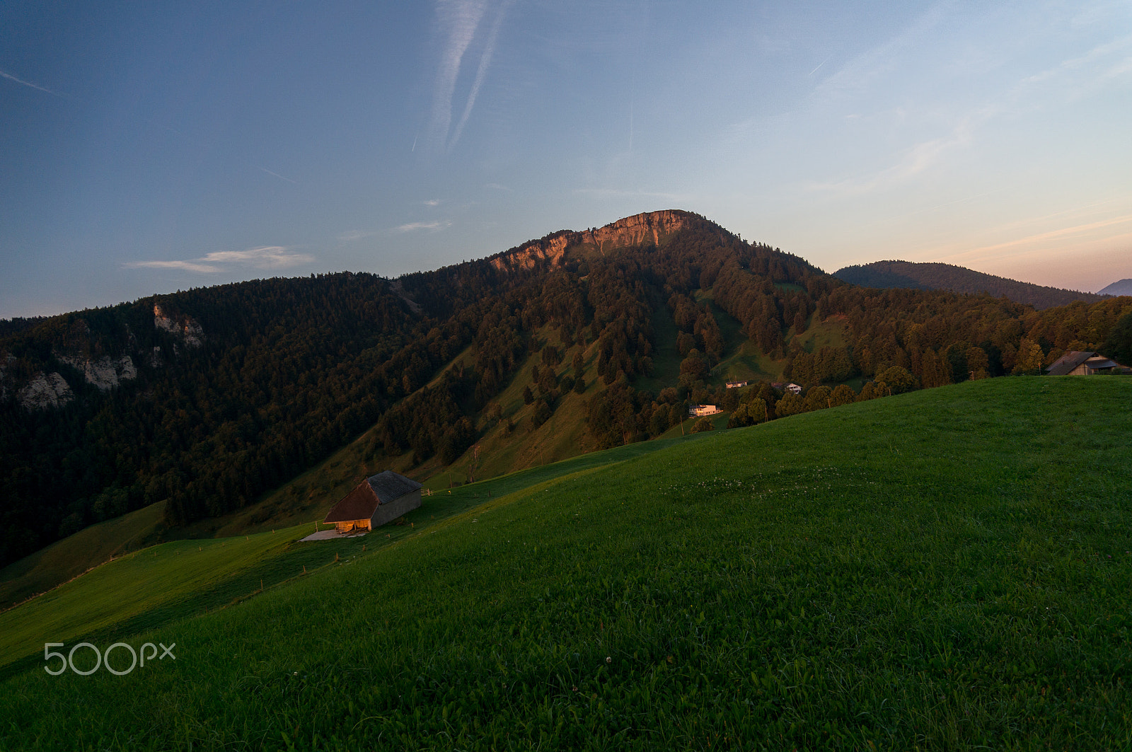 Sony Alpha NEX-6 + Sony Vario-Tessar T* E 16-70mm F4 ZA OSS sample photo. Balmberg sunrise photography