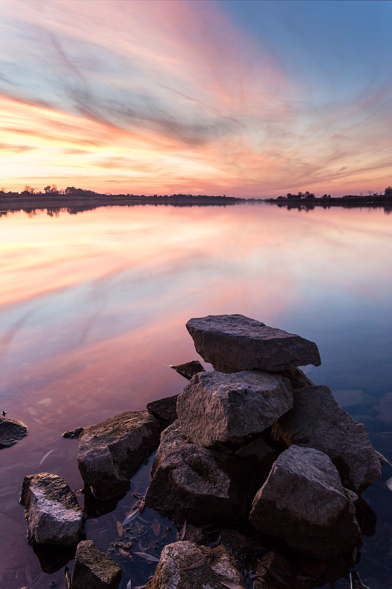 Samyang 16mm F2 ED AS UMC CS sample photo. The pillar photography