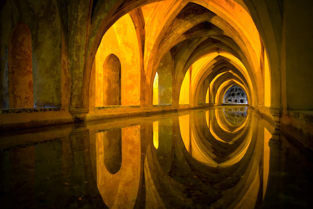 Tamron SP AF 17-50mm F2.8 XR Di II LD Aspherical (IF) sample photo. Alcazar baths photography