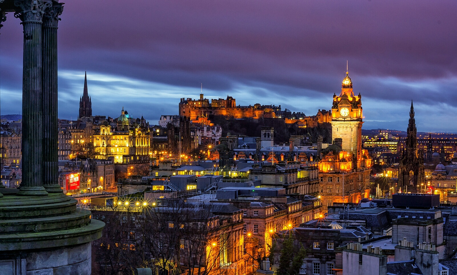 Sony Alpha DSLR-A580 sample photo. Edinburgh at dawn photography