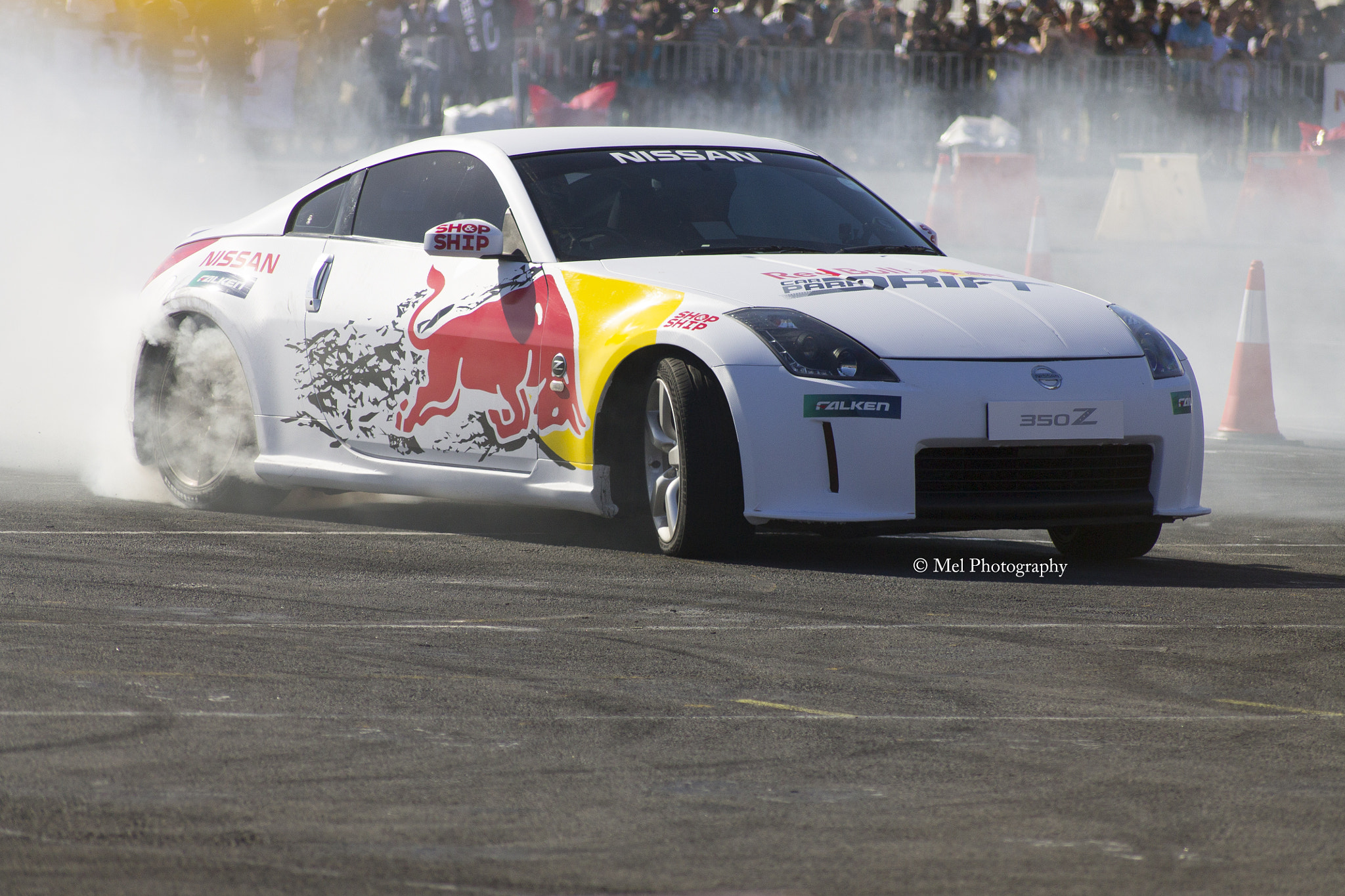 Canon EOS 1100D (EOS Rebel T3 / EOS Kiss X50) + Sigma 55-200mm f/4-5.6 DC sample photo. Redbull car drift photography