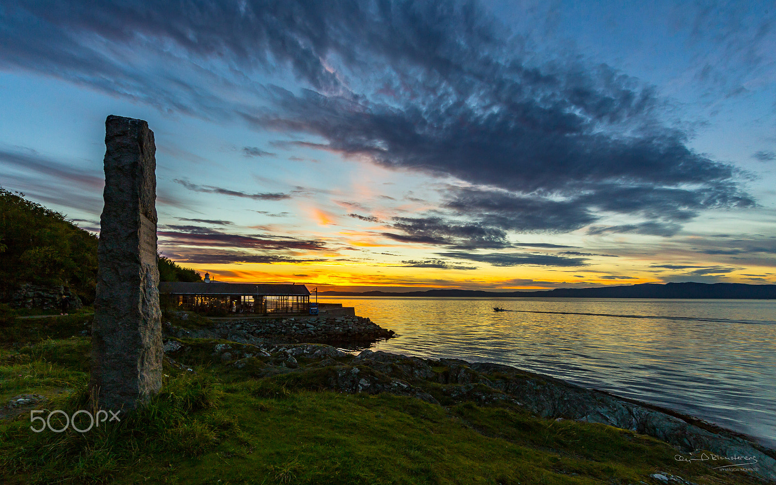 Canon EF 14mm F2.8L II USM sample photo. September evening photography
