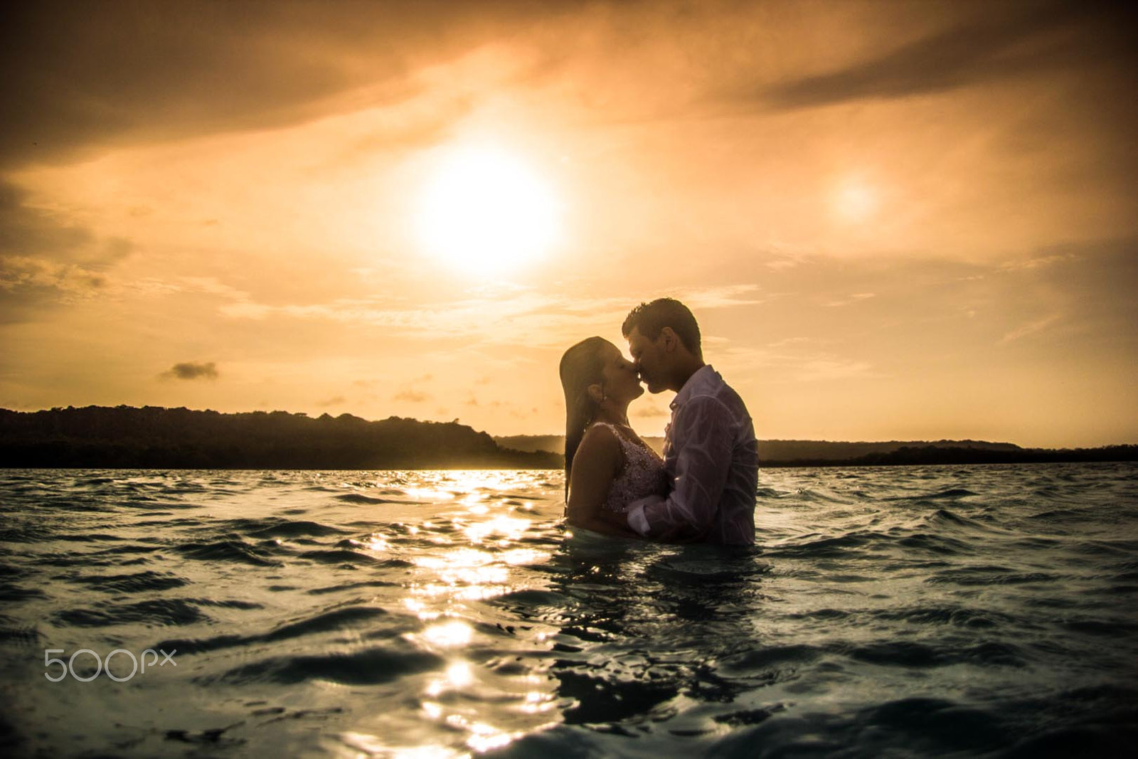Canon EF-S 17-85mm F4-5.6 IS USM sample photo. Sunlate postwedding photography