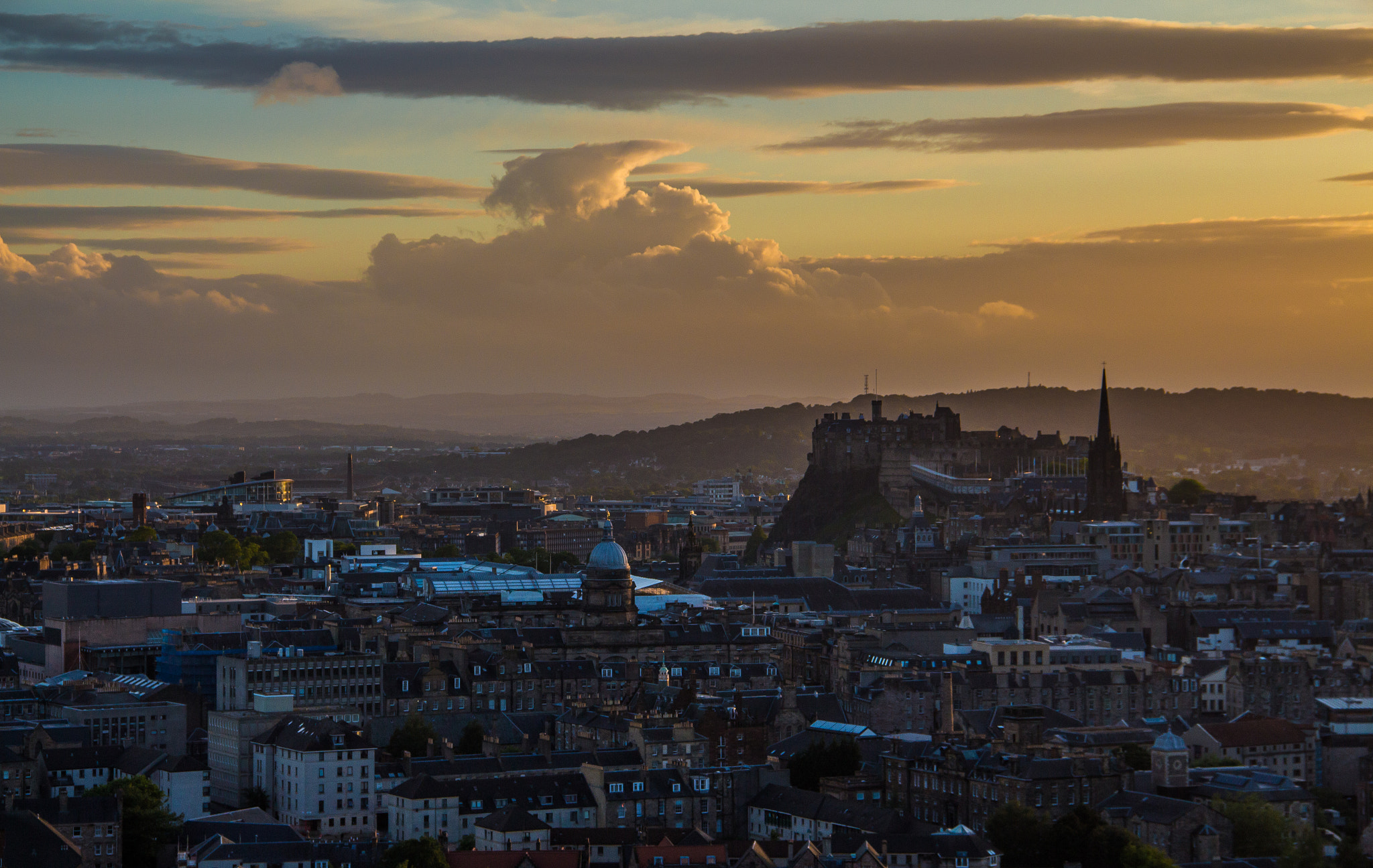 Canon EOS 650D (EOS Rebel T4i / EOS Kiss X6i) sample photo. Edinburgh castle sunset photography