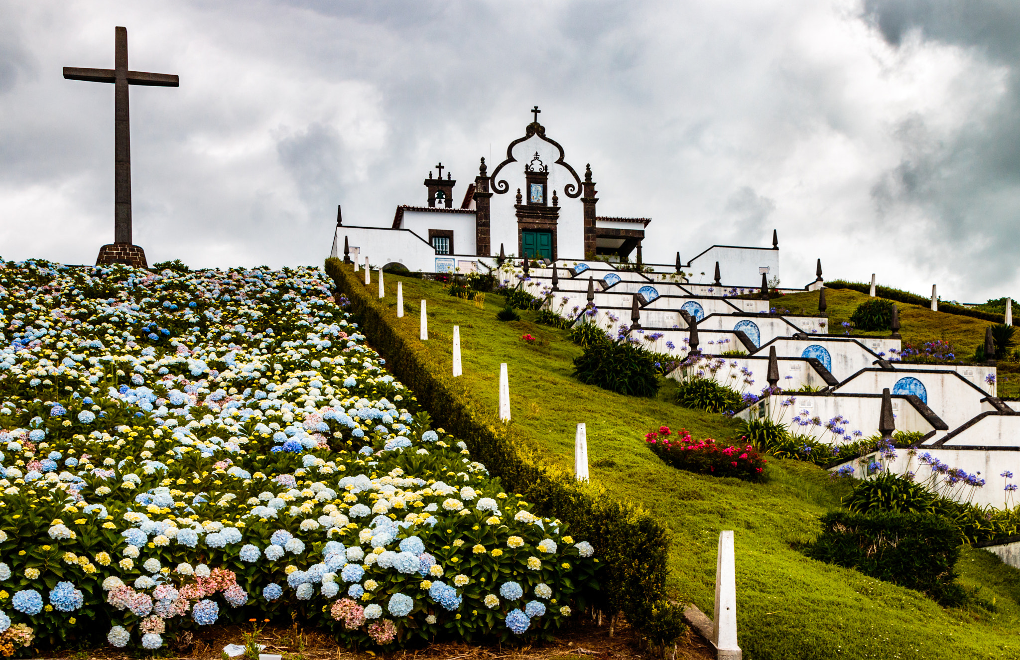 Canon EOS 70D + Tamron AF 18-270mm F3.5-6.3 Di II VC LD Aspherical (IF) MACRO sample photo. Capela de nossa senhora da paz photography