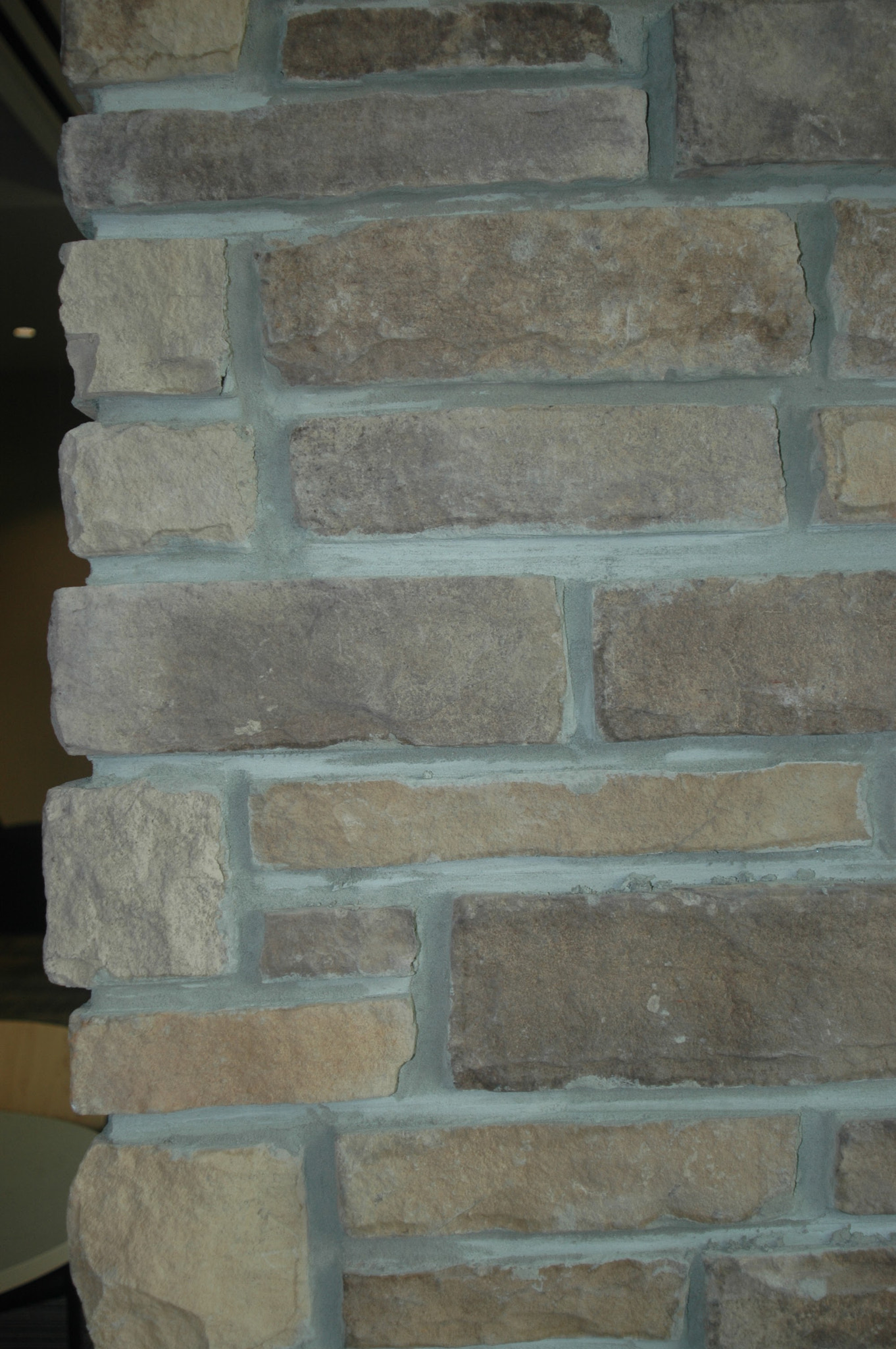 AF Zoom-Nikkor 24-120mm f/3.5-5.6D IF sample photo. Brick layout photography