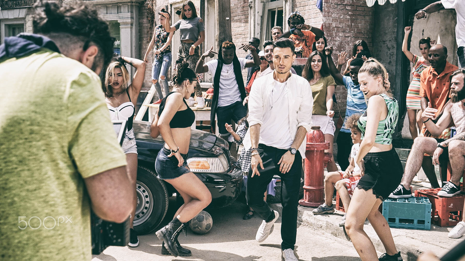 Sony a7R + Sony Vario Tessar T* FE 24-70mm F4 ZA OSS sample photo. Faydee ft. kat deluna & leftside-making of photography