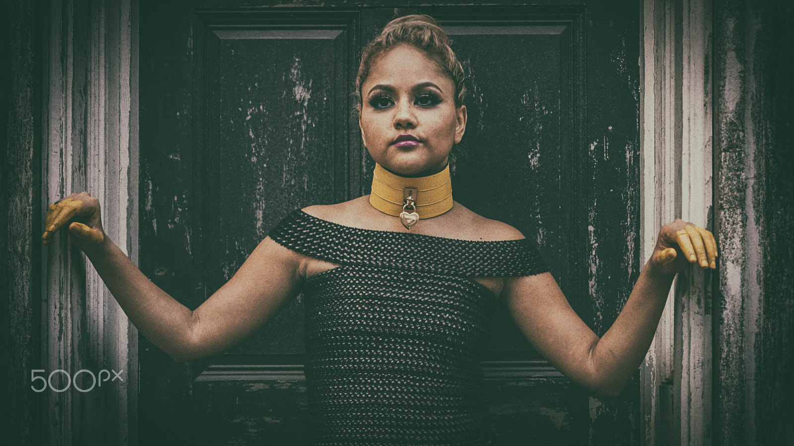 Sony a7R + Sony Vario Tessar T* FE 24-70mm F4 ZA OSS sample photo. Faydee ft. kat deluna & leftside-making of photography
