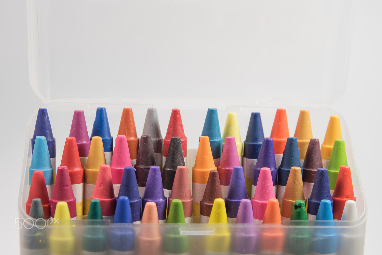 Sigma 17-70mm F2.8-4 DC Macro OS HSM sample photo. Colorful of crayon photography