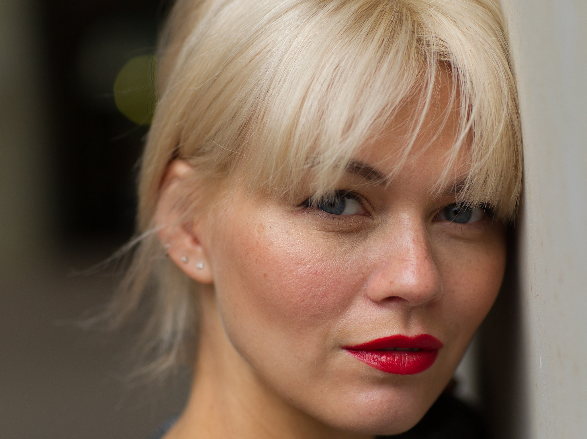 Canon EF 85mm F1.2L II USM sample photo. Louisa photography