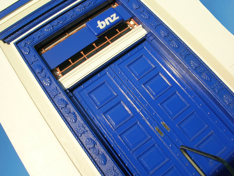 Nikon E5100 sample photo. Blue door - bnz bank photography