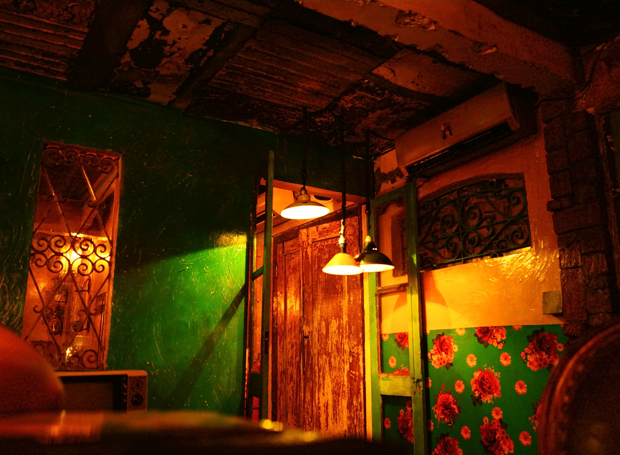 Sony a7 II + Sony FE 28mm F2 sample photo. Vintage style photography
