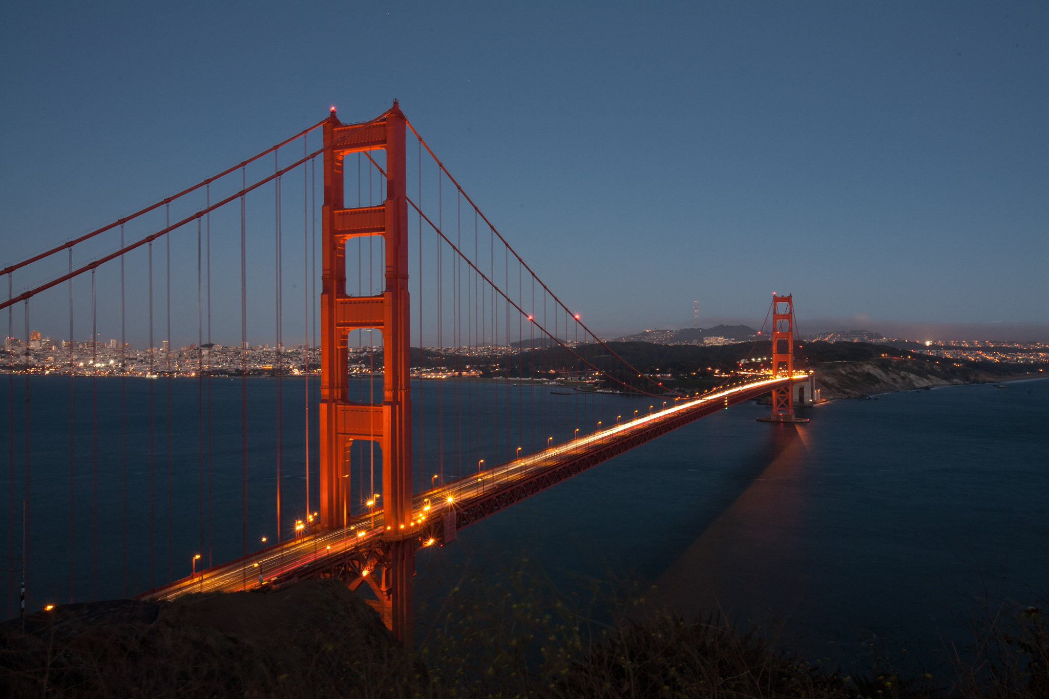 Canon EF 16-35mm F2.8L II USM sample photo. Golden bridge photography