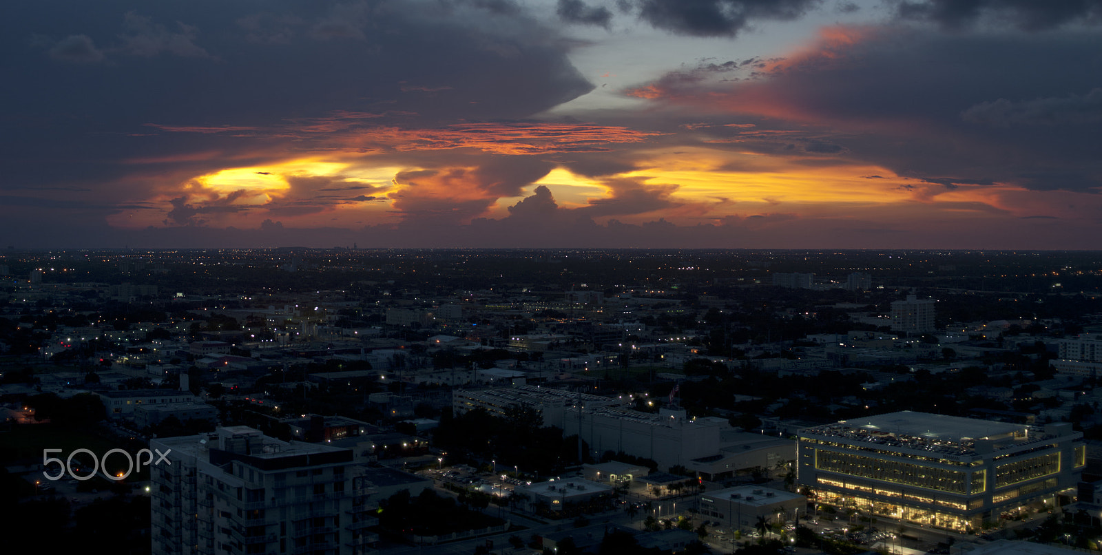 Nikon D200 + Nikon AF-S DX Nikkor 35mm F1.8G sample photo. Braman miami sunset photography