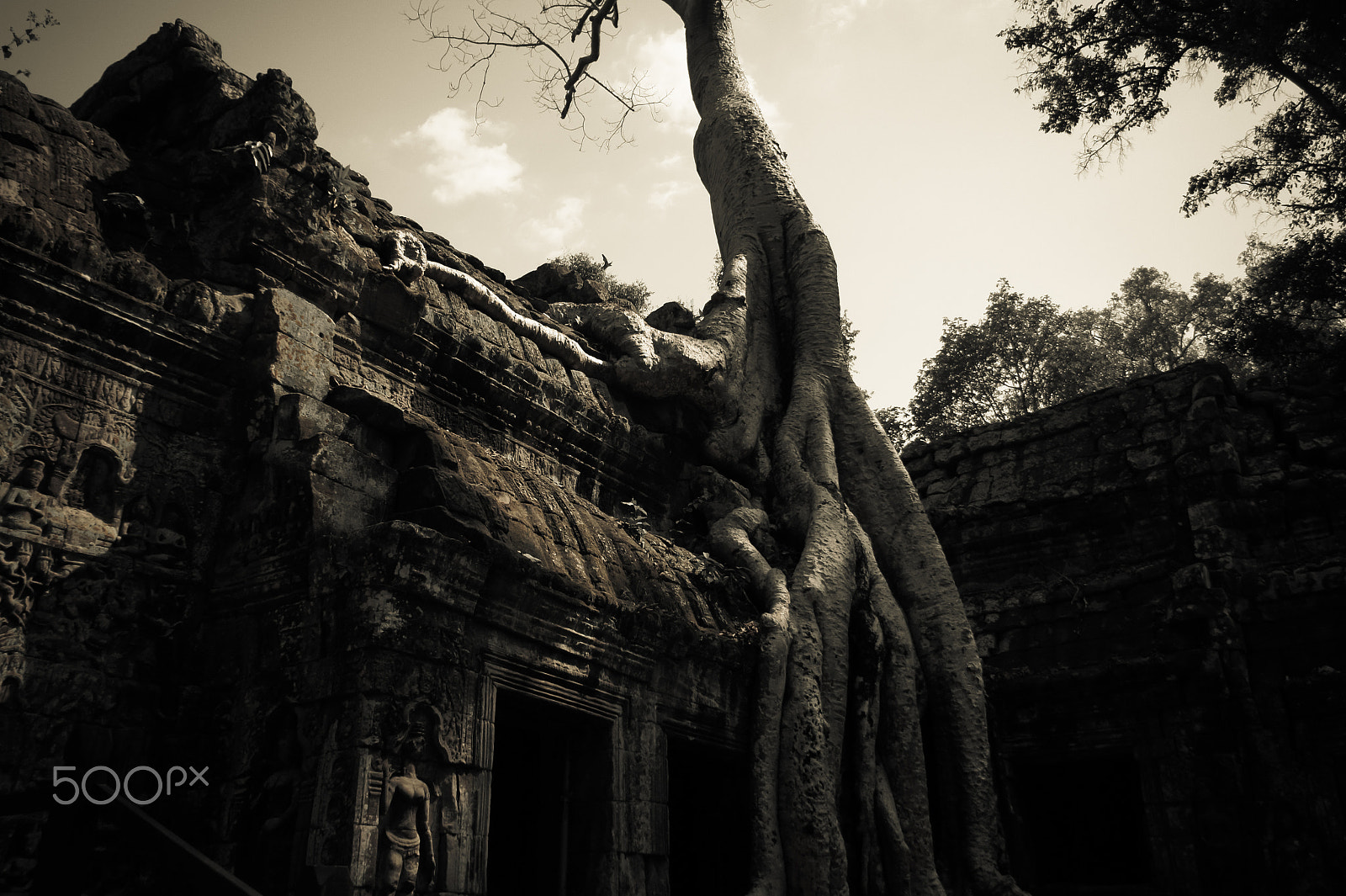 Sony NEX-5C sample photo. Tomb raider temple photography