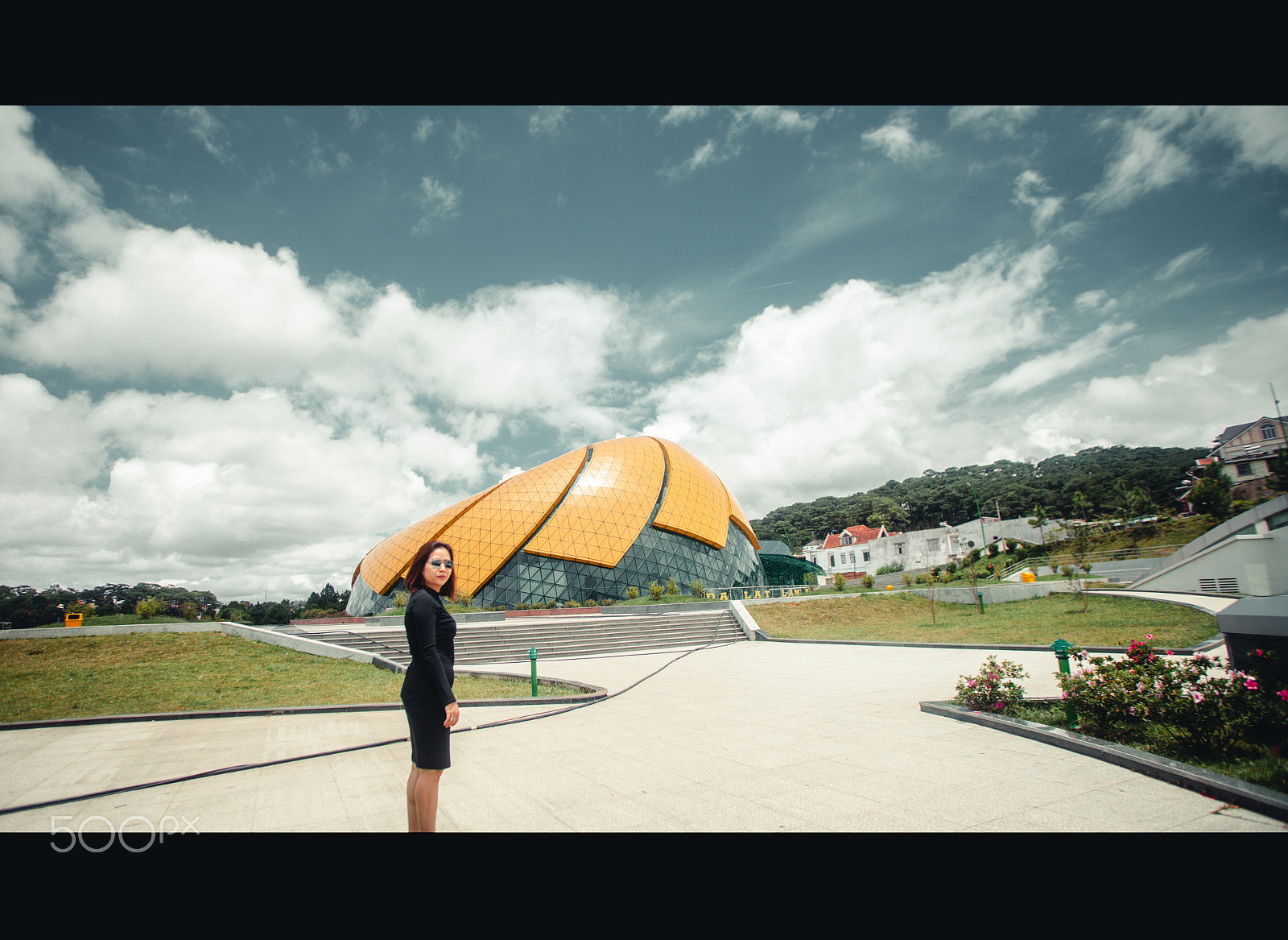 Canon EF 17-35mm f/2.8L sample photo. Img photography