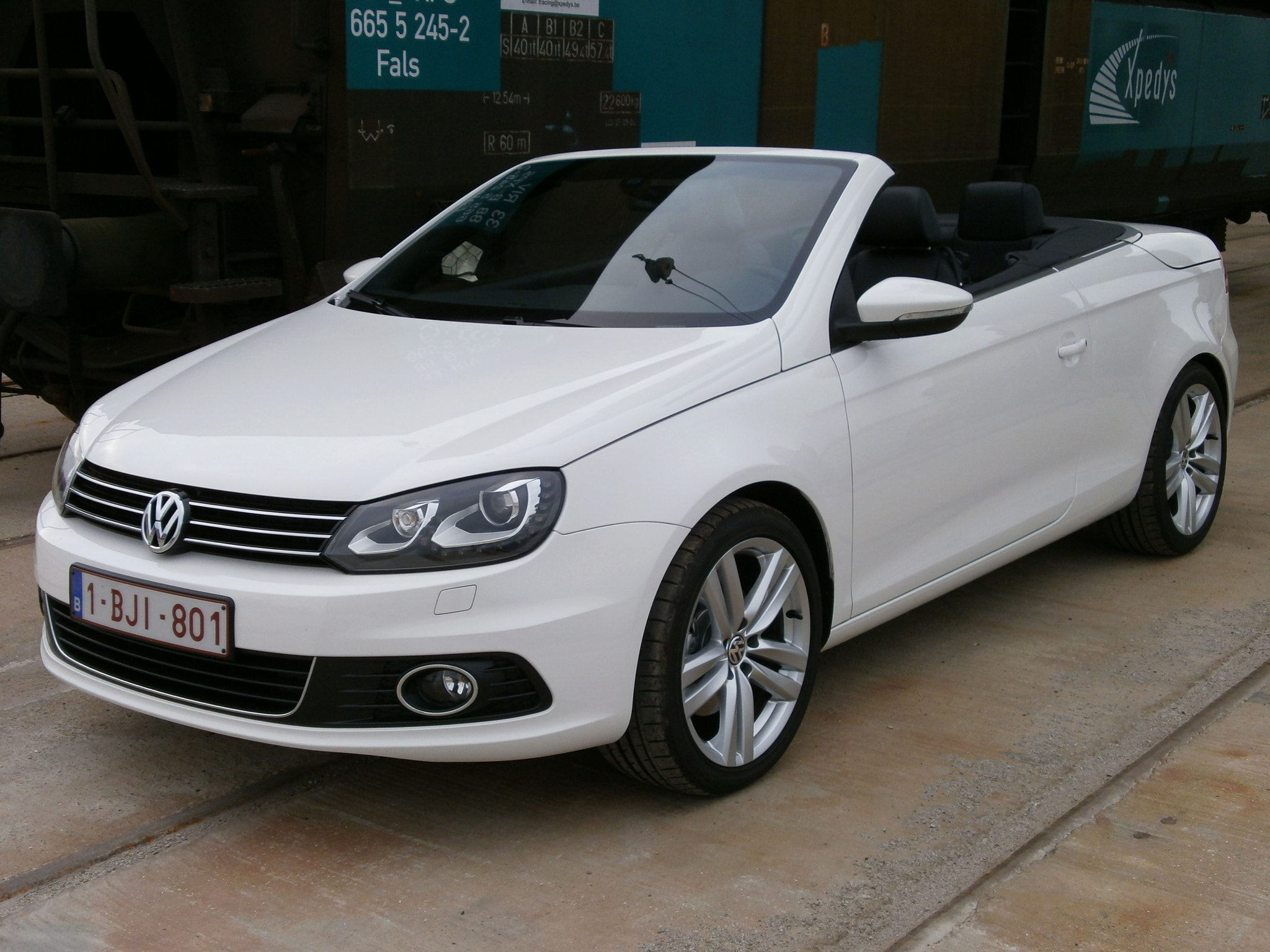 Olympus VG110,D700 sample photo. Vw eos photography
