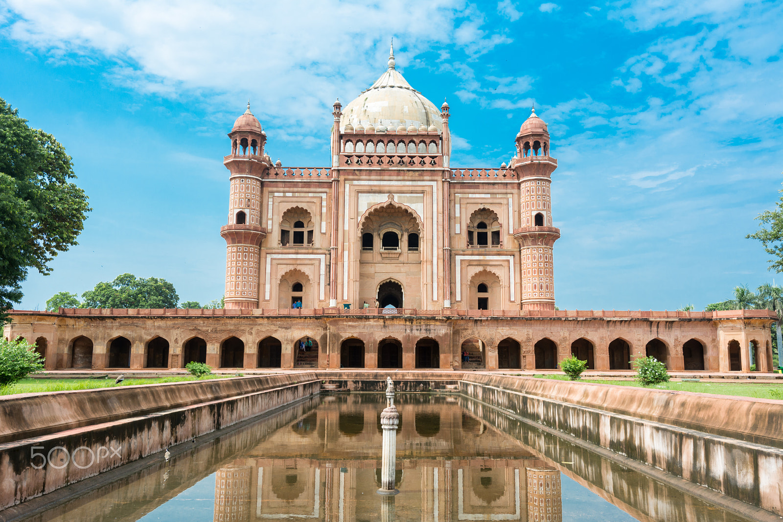 Nikon AF-S Nikkor 16-35mm F4G ED VR sample photo. Safdar jung's tomb photography