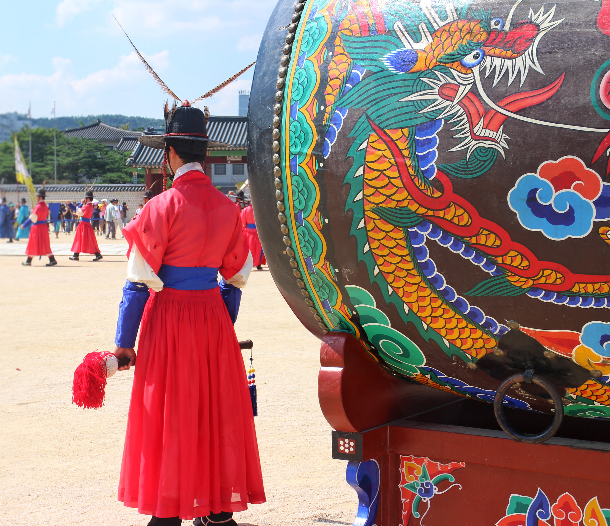 Canon EOS M sample photo. The drummer at gyeongbok palace,seoul. photography