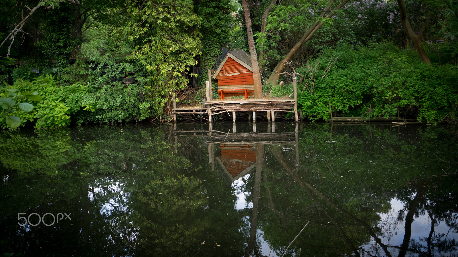 OLYMPUS M.9-18mm F4.0-5.6 sample photo. River house photography