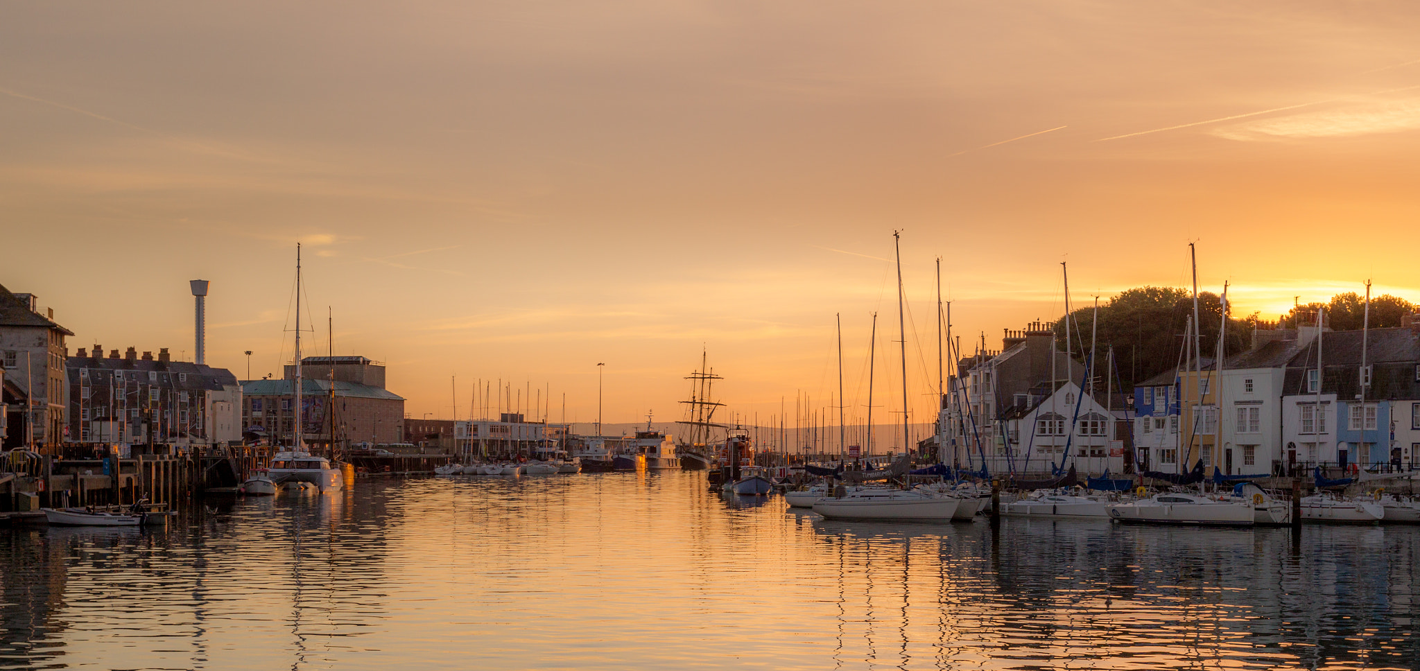 Canon EOS-1D Mark IV sample photo. Dawn over weymouth harbour photography