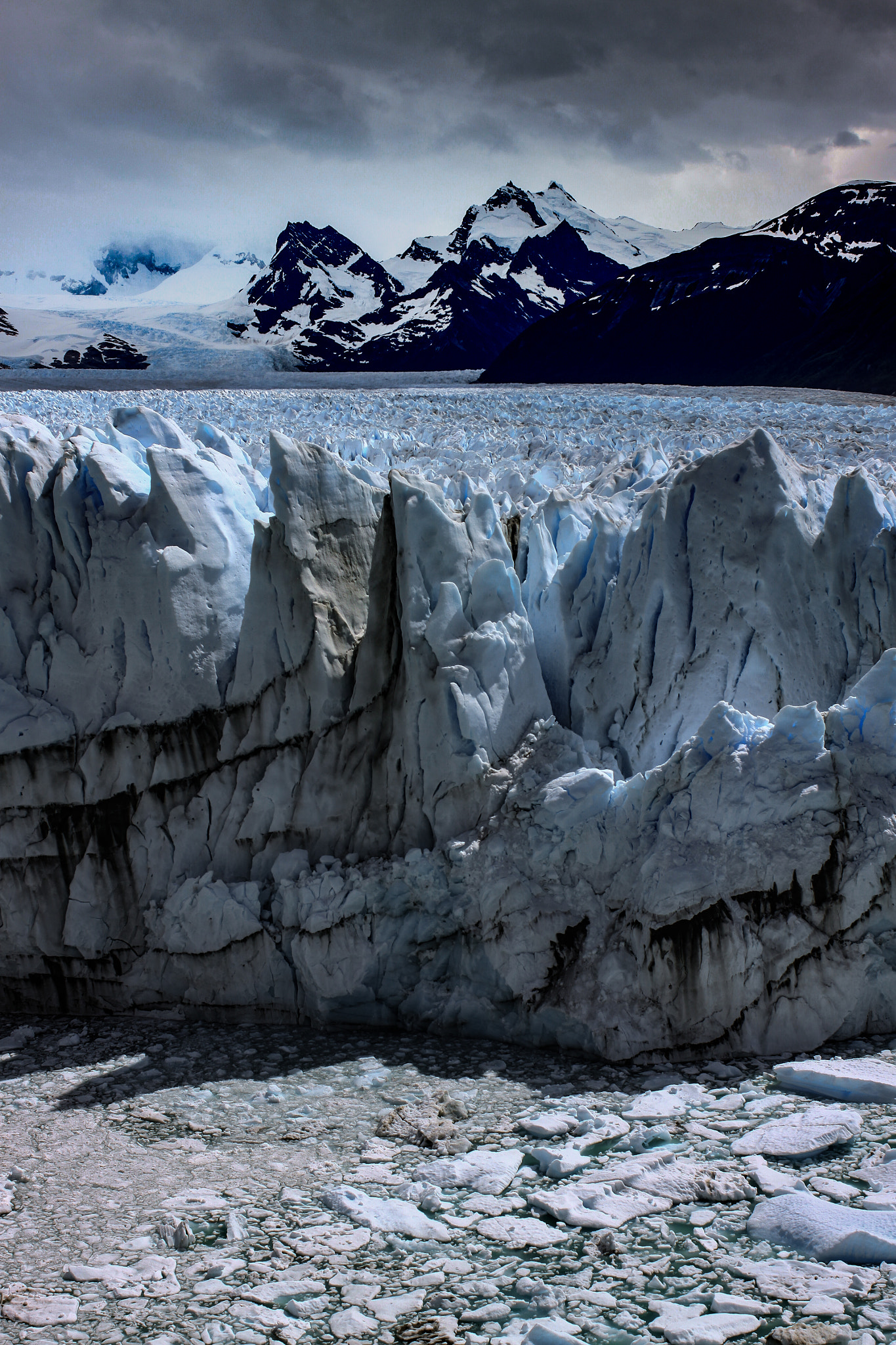 Canon EOS 50D + Canon EF 35mm F2 sample photo. Perito moreno photography