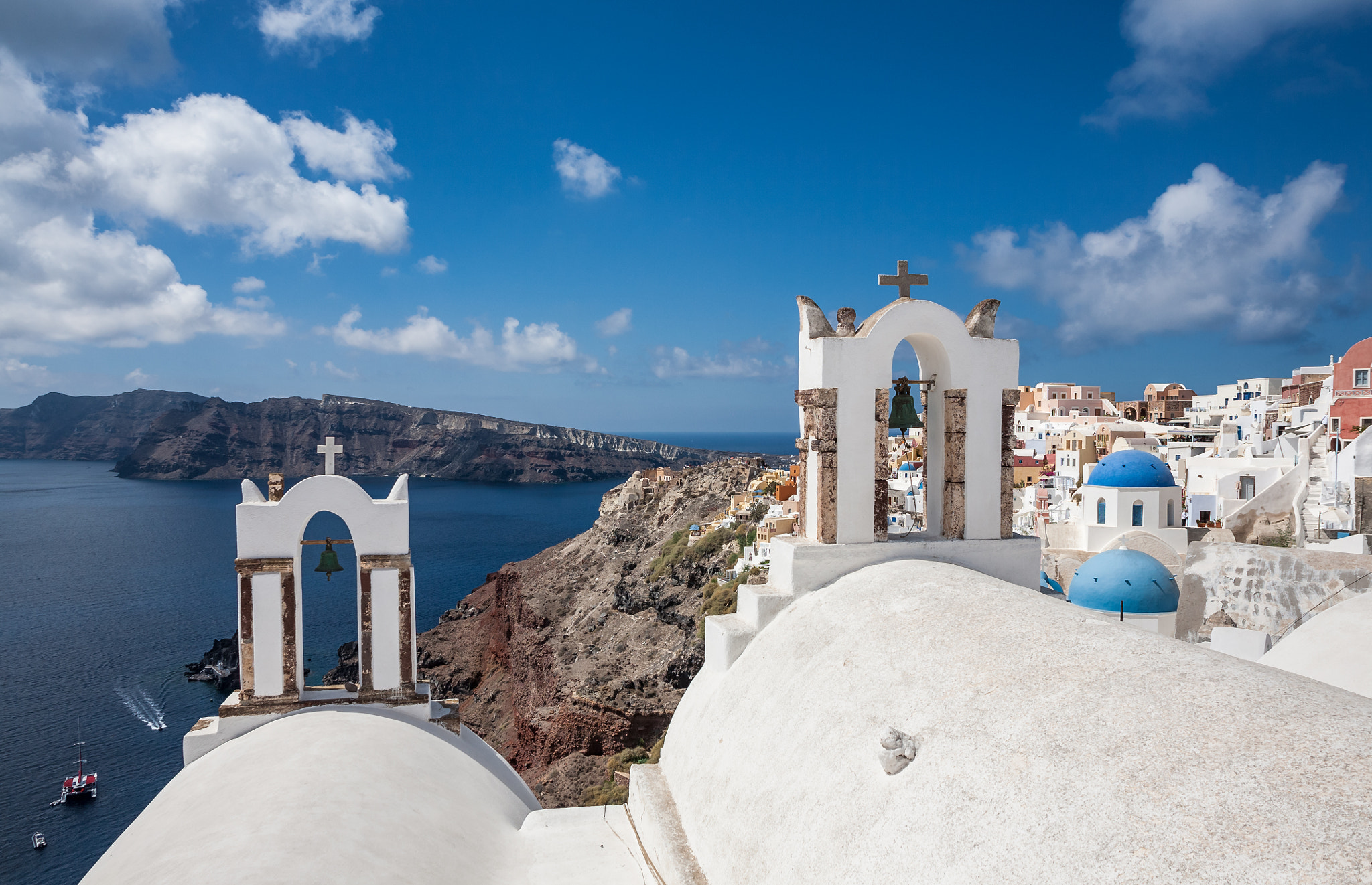 Canon EOS 5D + Sigma 24mm f/1.8 DG Macro EX sample photo. Santorini photography