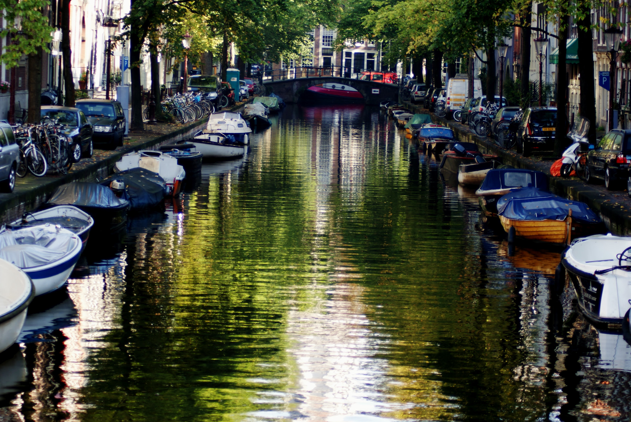 Sony Alpha DSLR-A200 sample photo. Canali ad amsterdam photography
