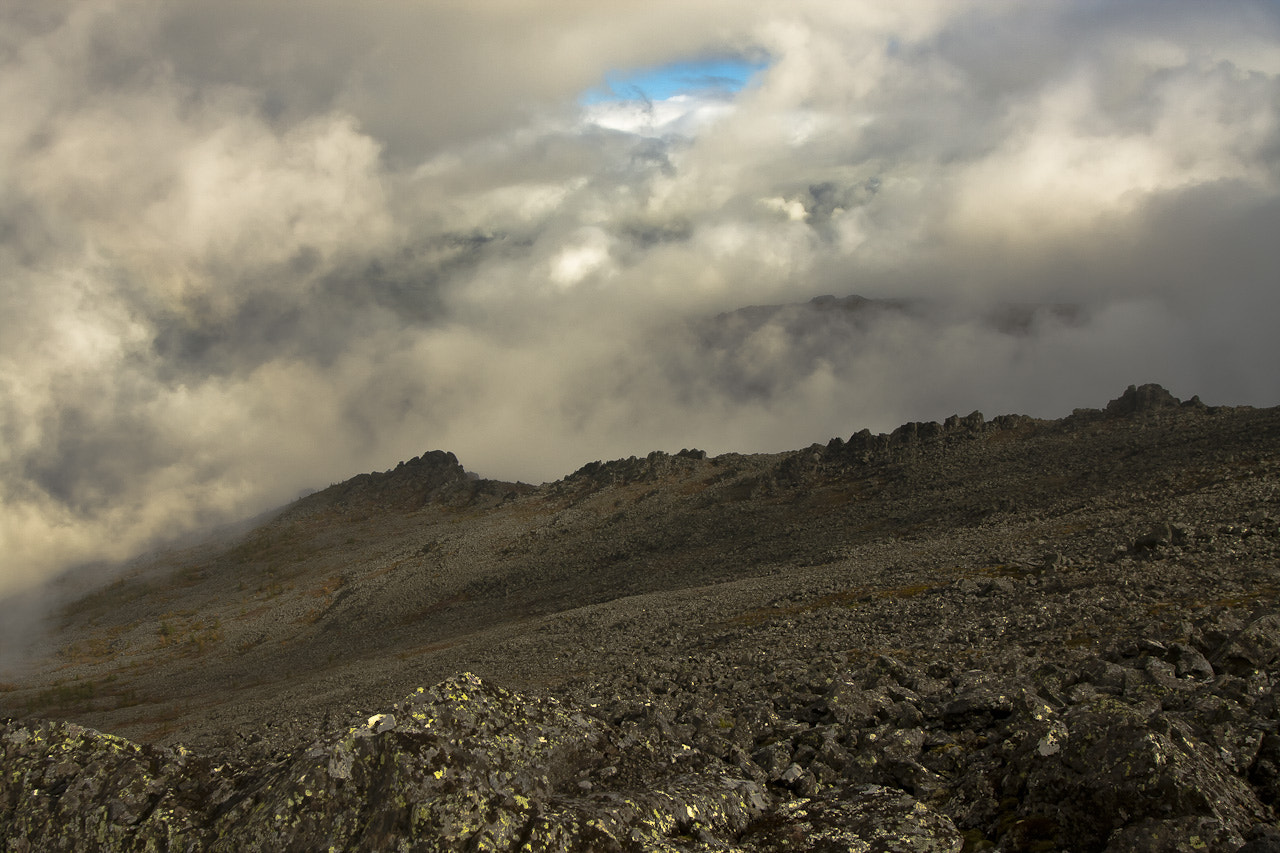 Canon EOS 40D + Sigma 20mm EX f/1.8 sample photo. Rock. awakening photography