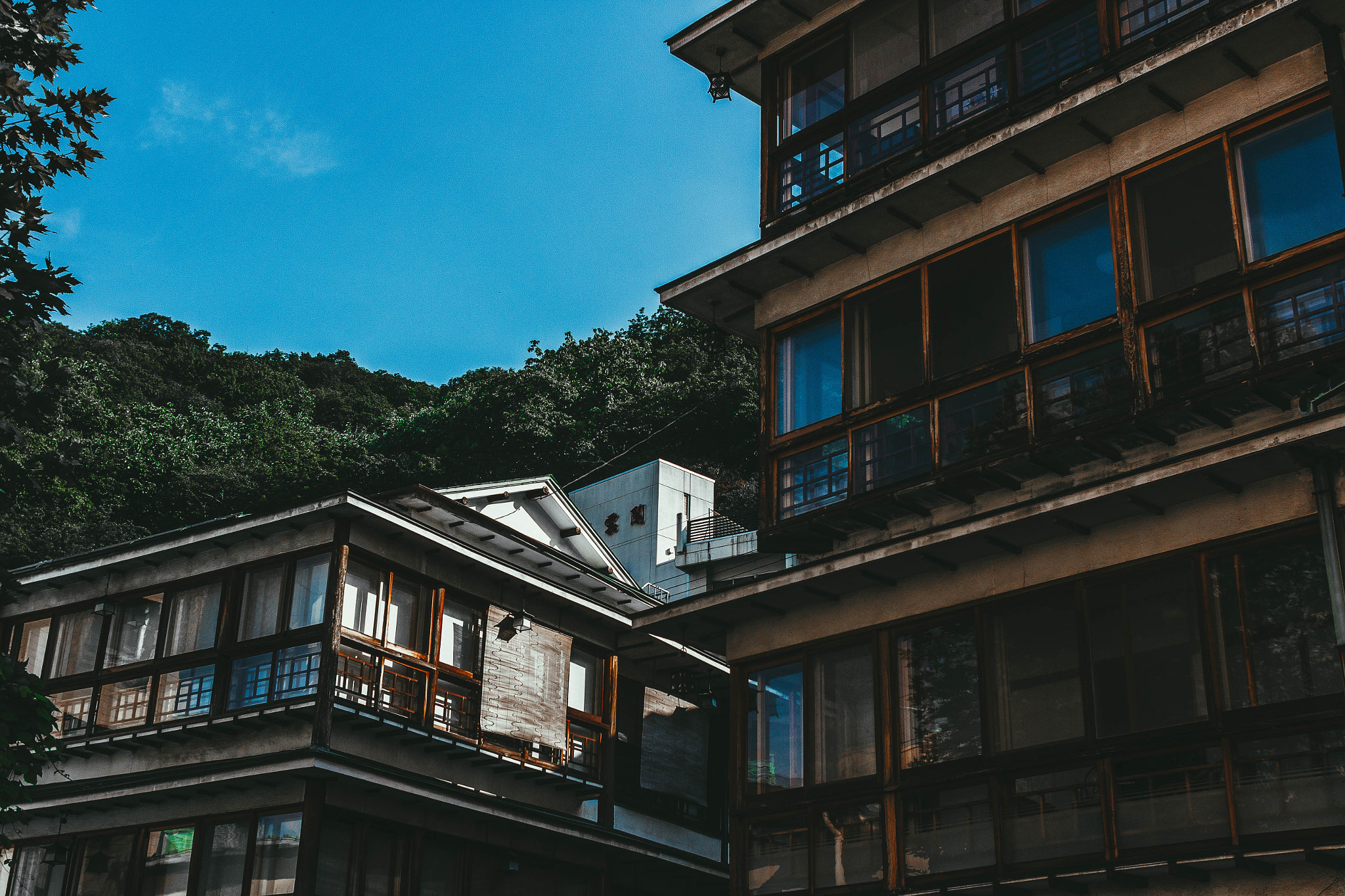 Canon EF 28mm F1.8 USM sample photo. Yokotekan - japanesehotel photography