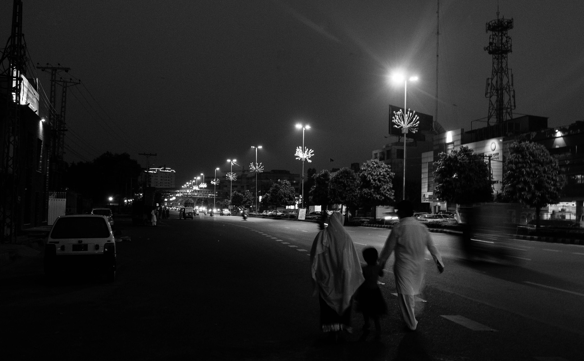 Fujifilm XC 16-50mm F3.5-5.6 OIS II sample photo. Edge of the circle photography